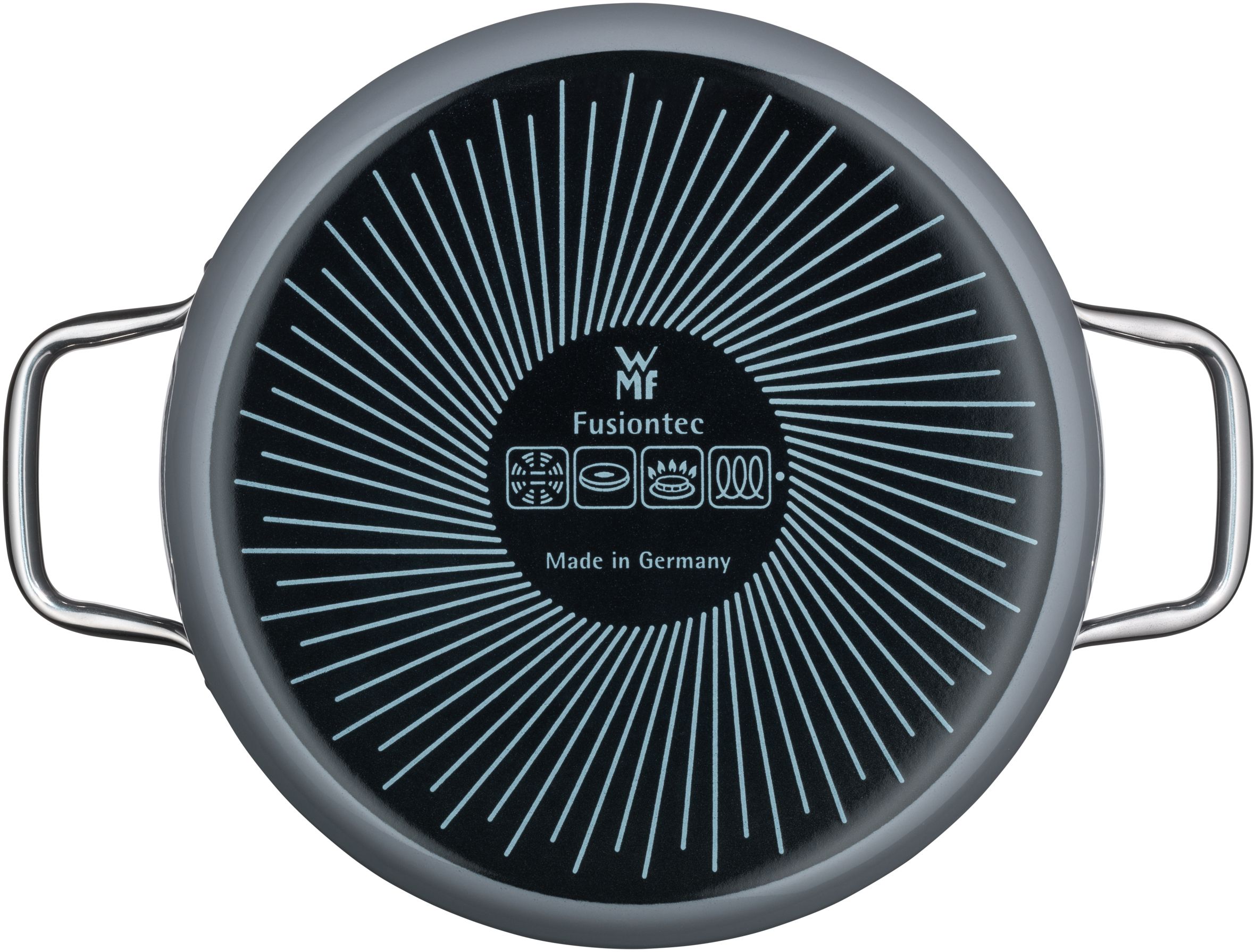 Der Boden einer Pfanne mit Fusiontec-Logo. Es hat ein dunkelgraues und weißes Kreisdesign.