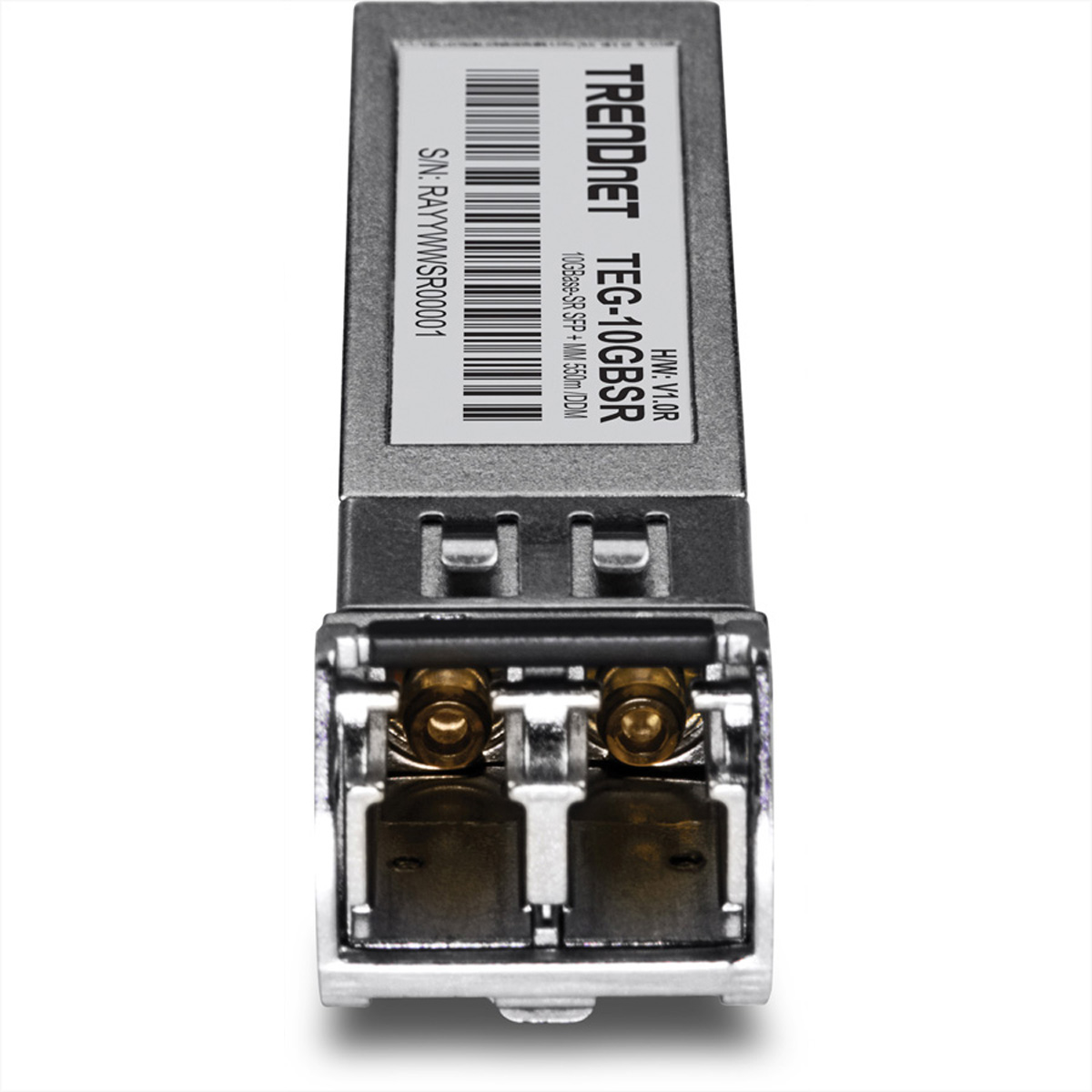 SFP-transceivermodule. Zilveren metalen behuizing met label. Twee koperen poorten onderaan.