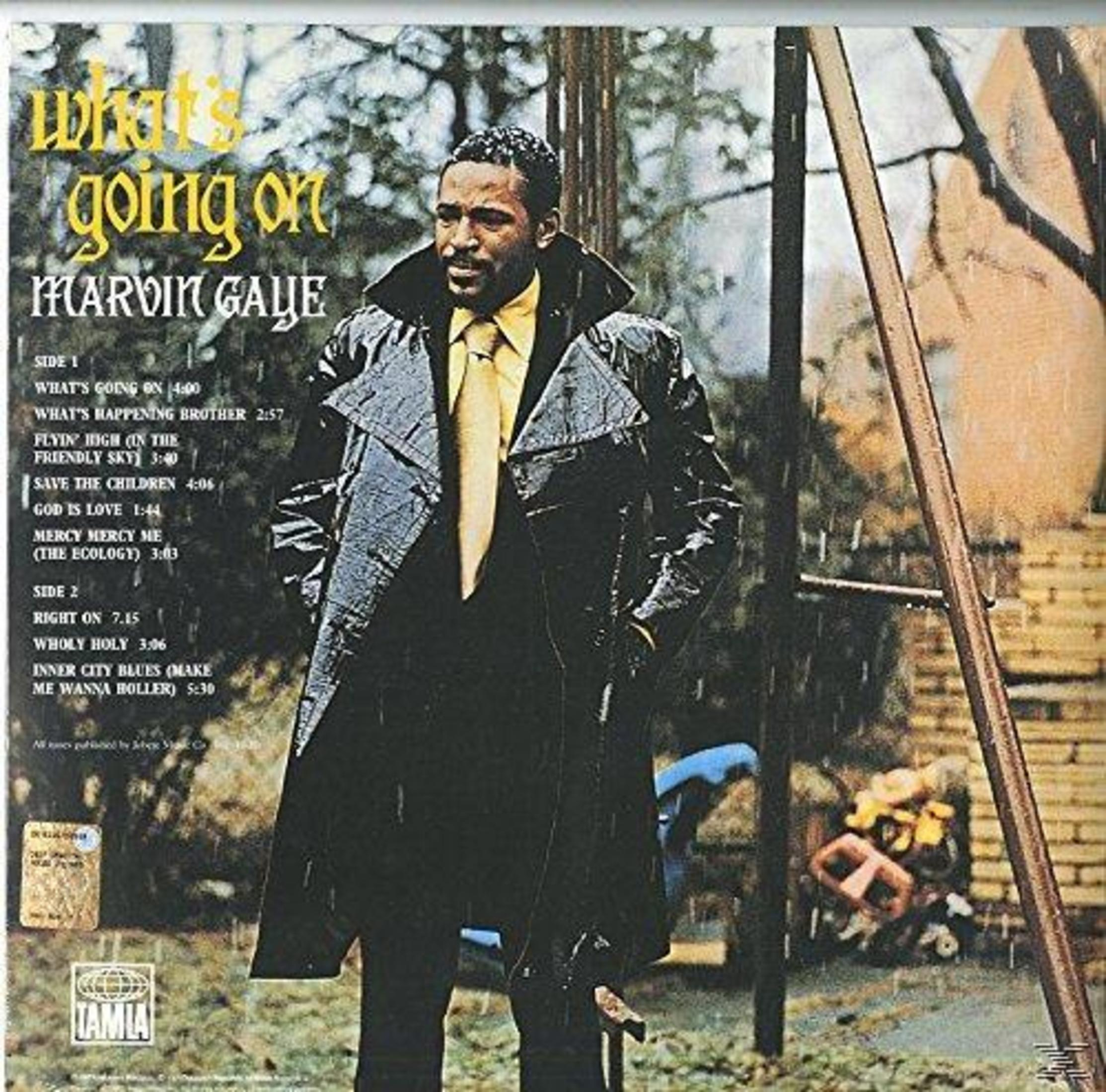 Marvin Gaye in trench e cravatta, in piedi sotto la pioggia, copertina dell'album con tracklist.