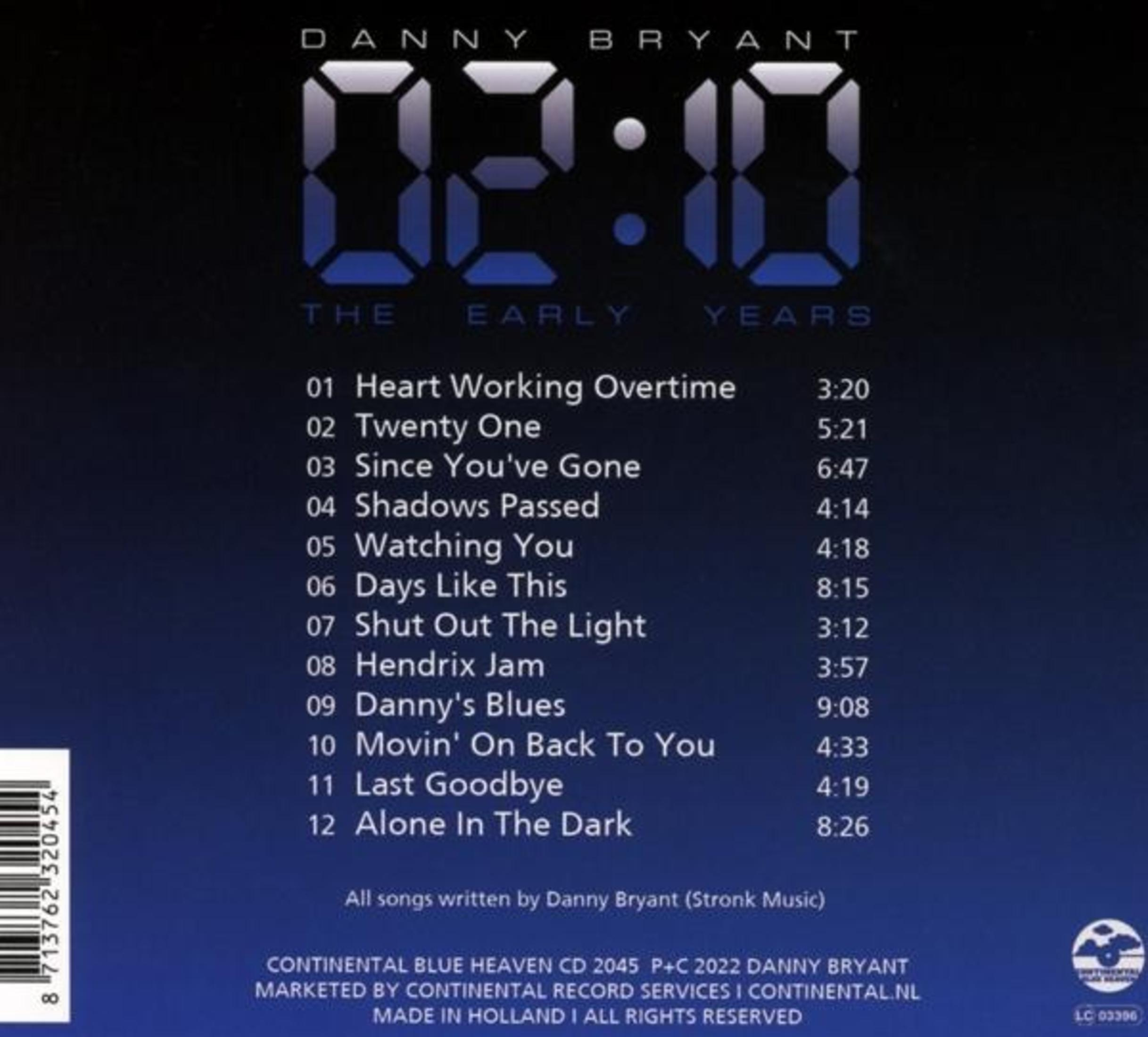 Albumhoes: Cijfers in blauw en wit. Tekst: Danny Bryant. Songtitels vermeld. Een blauw en zwart ontwerp.