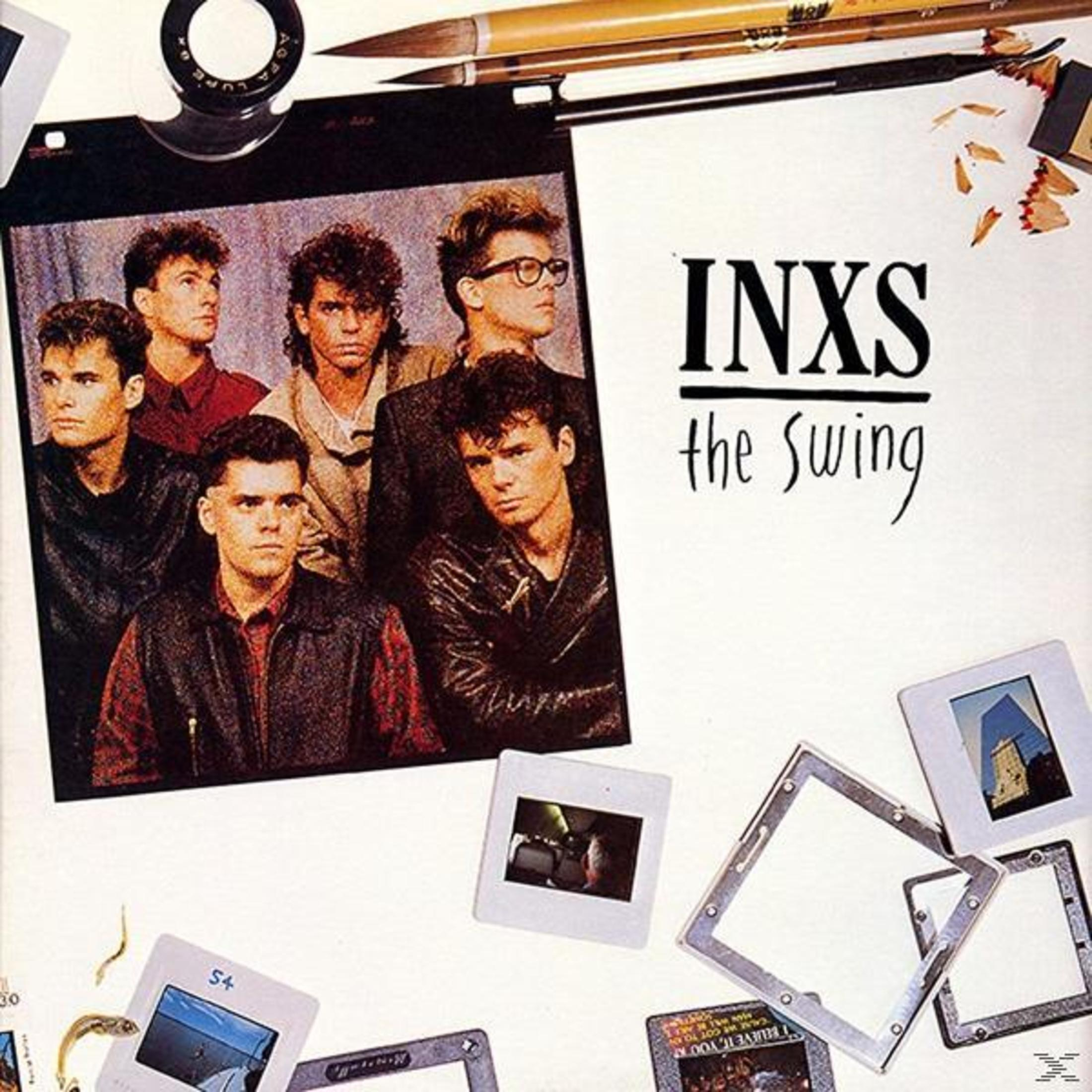 Pochette d'album de INXS. Six hommes en groupe avec le titre 'the Swing' et des diapositives autour.