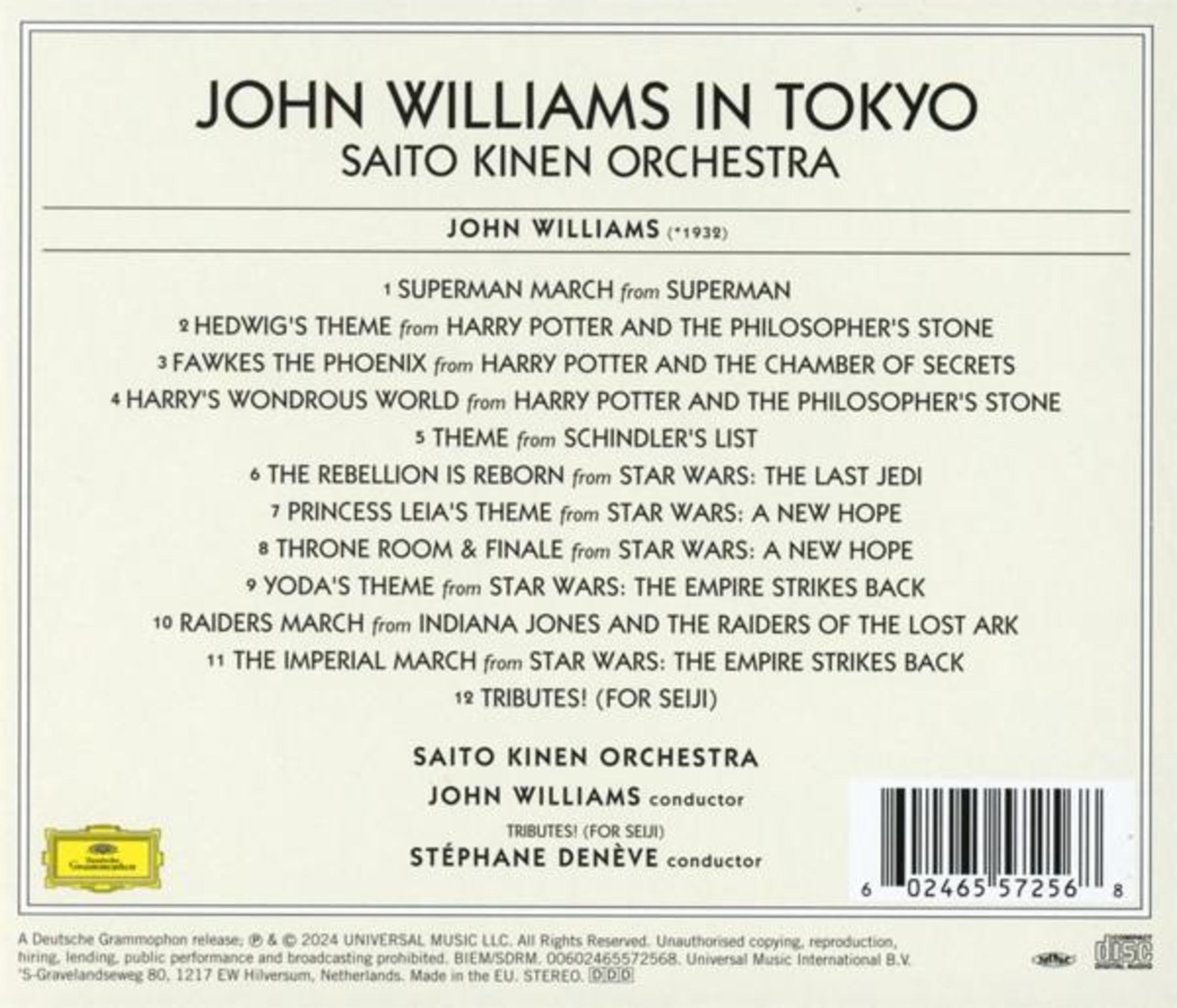 Portada de CD: John Williams en Tokio, lista de canciones y detalles de la orquesta sobre fondo blanco con código de barras.