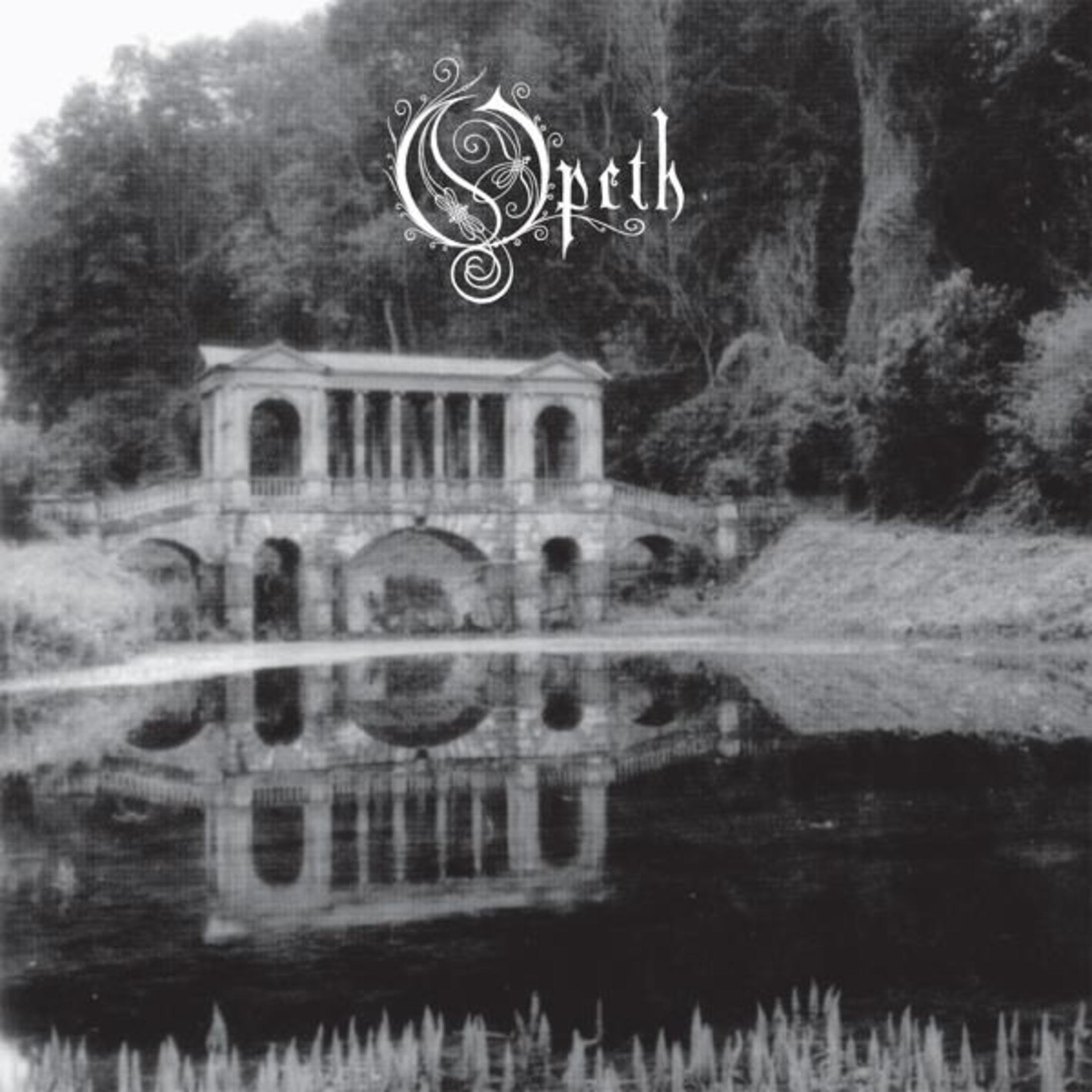 Copertina dell'album, Opeth, un ponte sull'acqua e una foresta in bianco e nero.