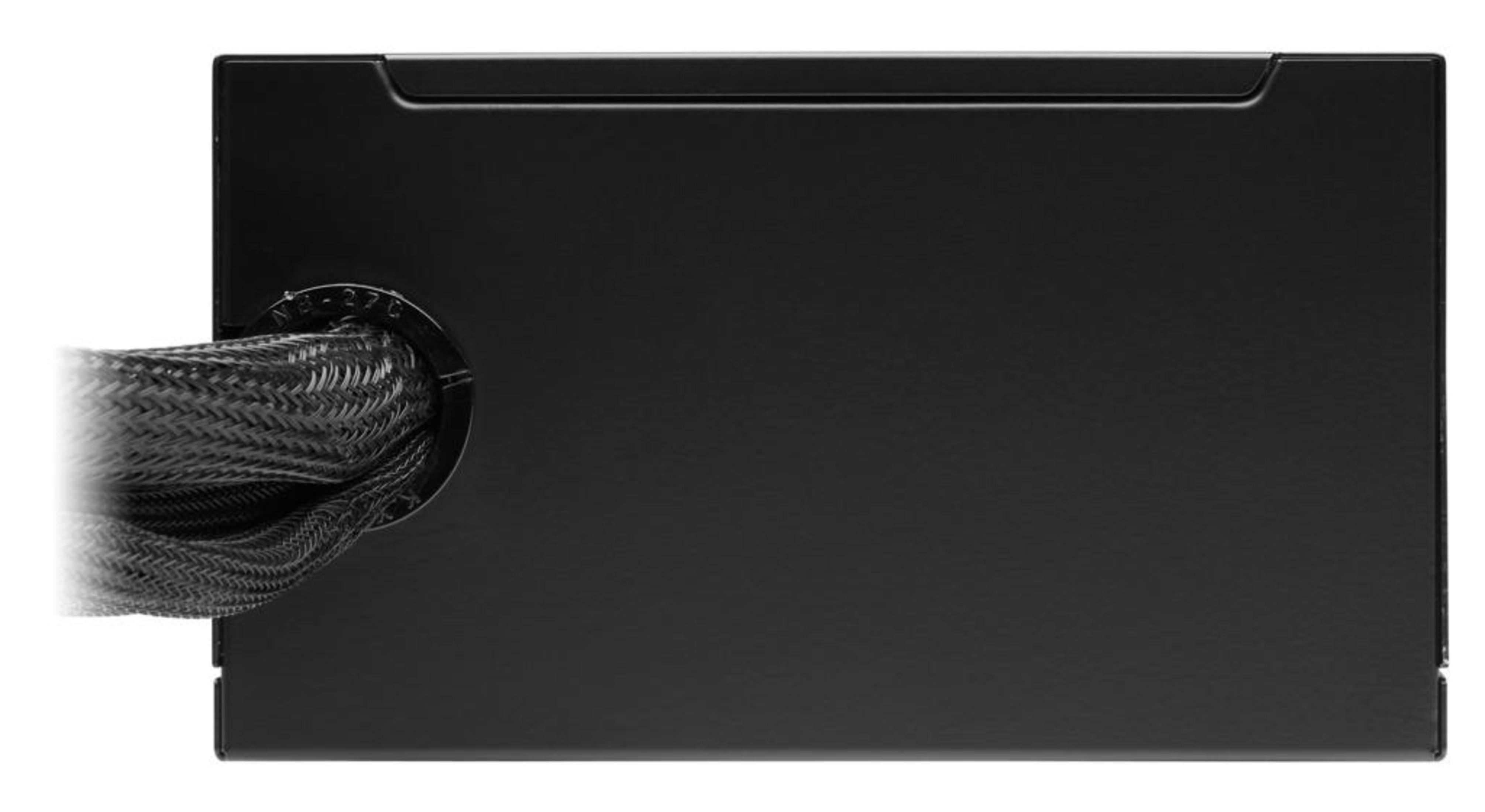 Czarny zasilacz z kablem wychodzącym z okrągłego otworu.