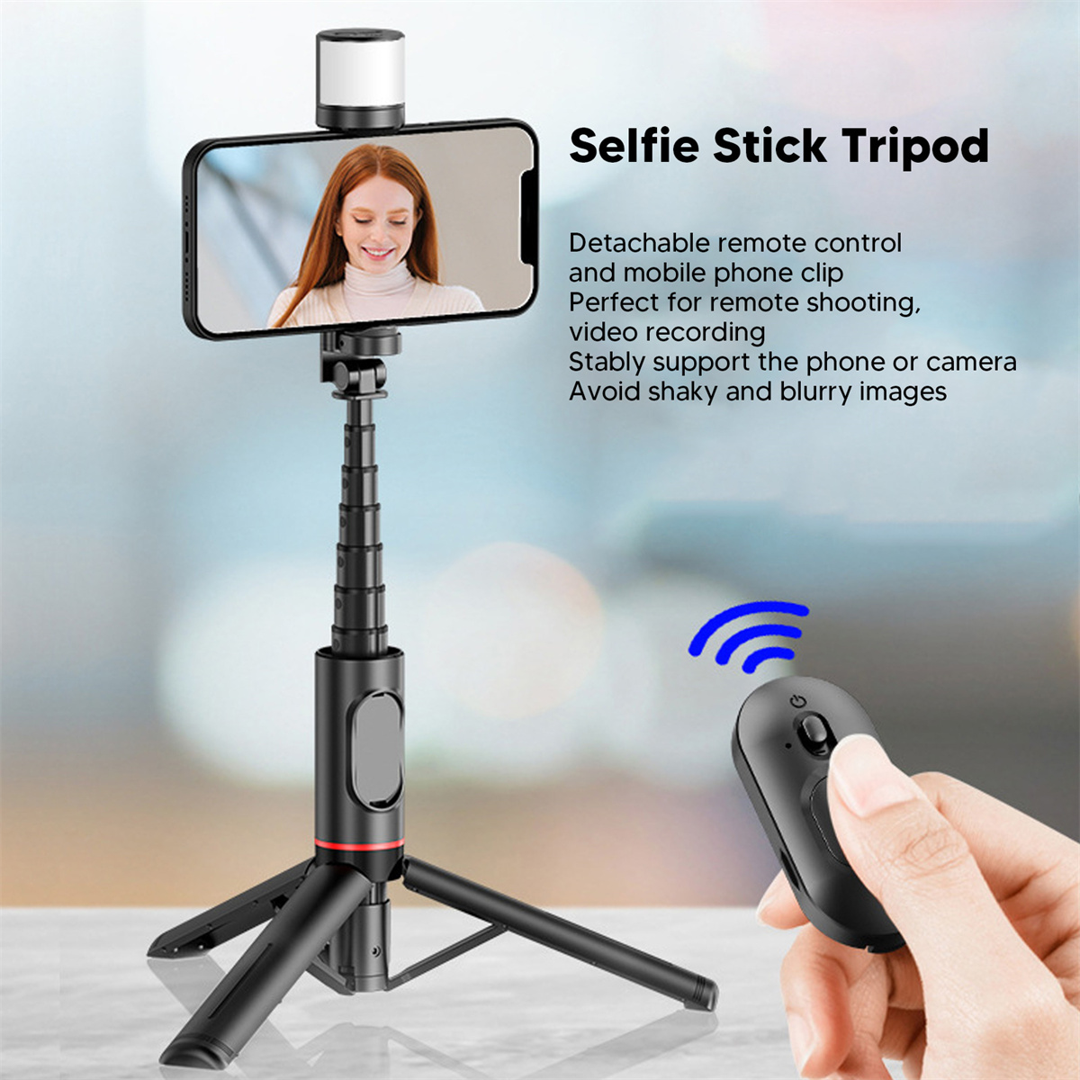 Schwarzes Selfie-Stick-Stativ. Telefon oben montiert, Fernbedienung in der Hand, blaues WLAN-Signal.