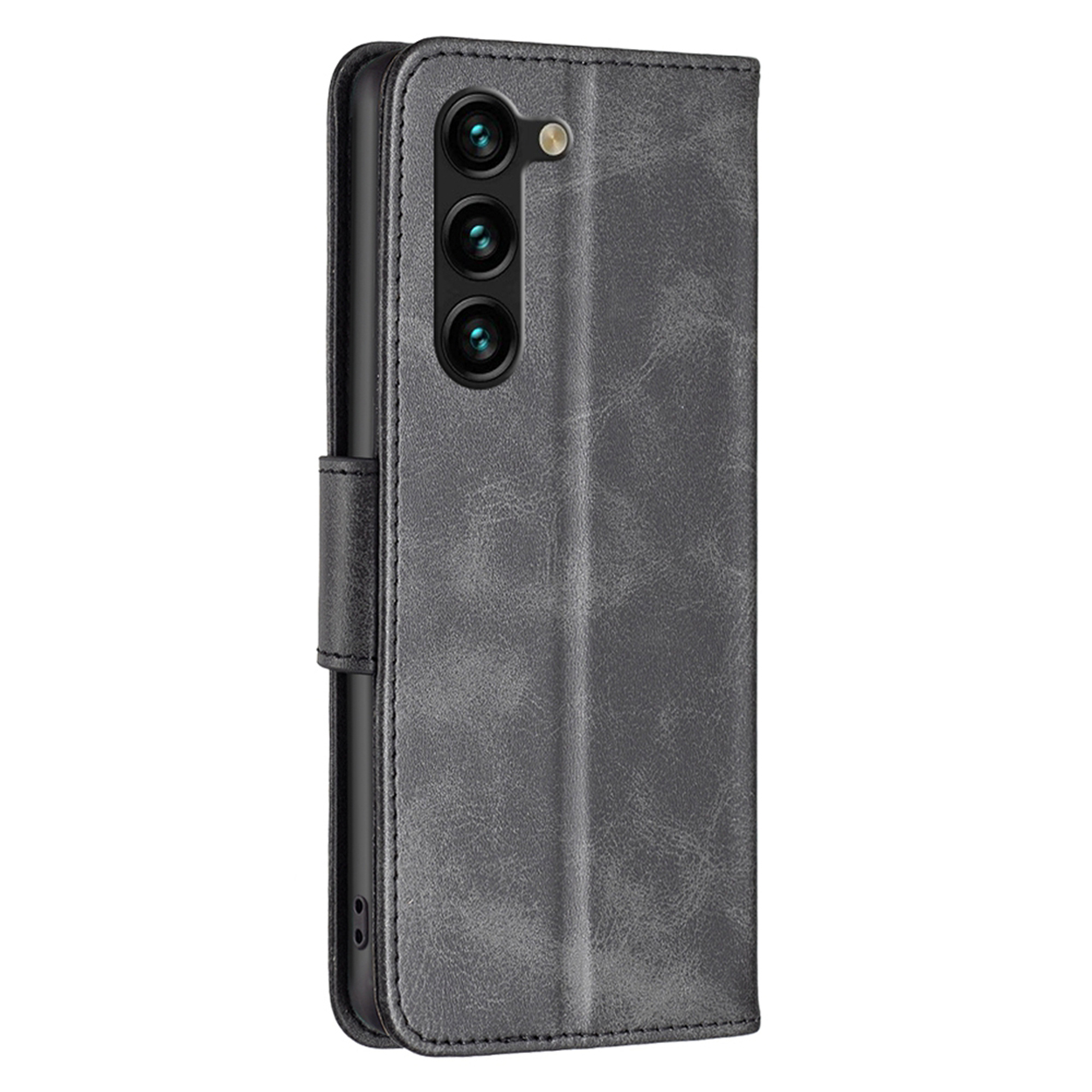 Étui de téléphone gris foncé, fermé, avec découpes pour caméra et rabat.