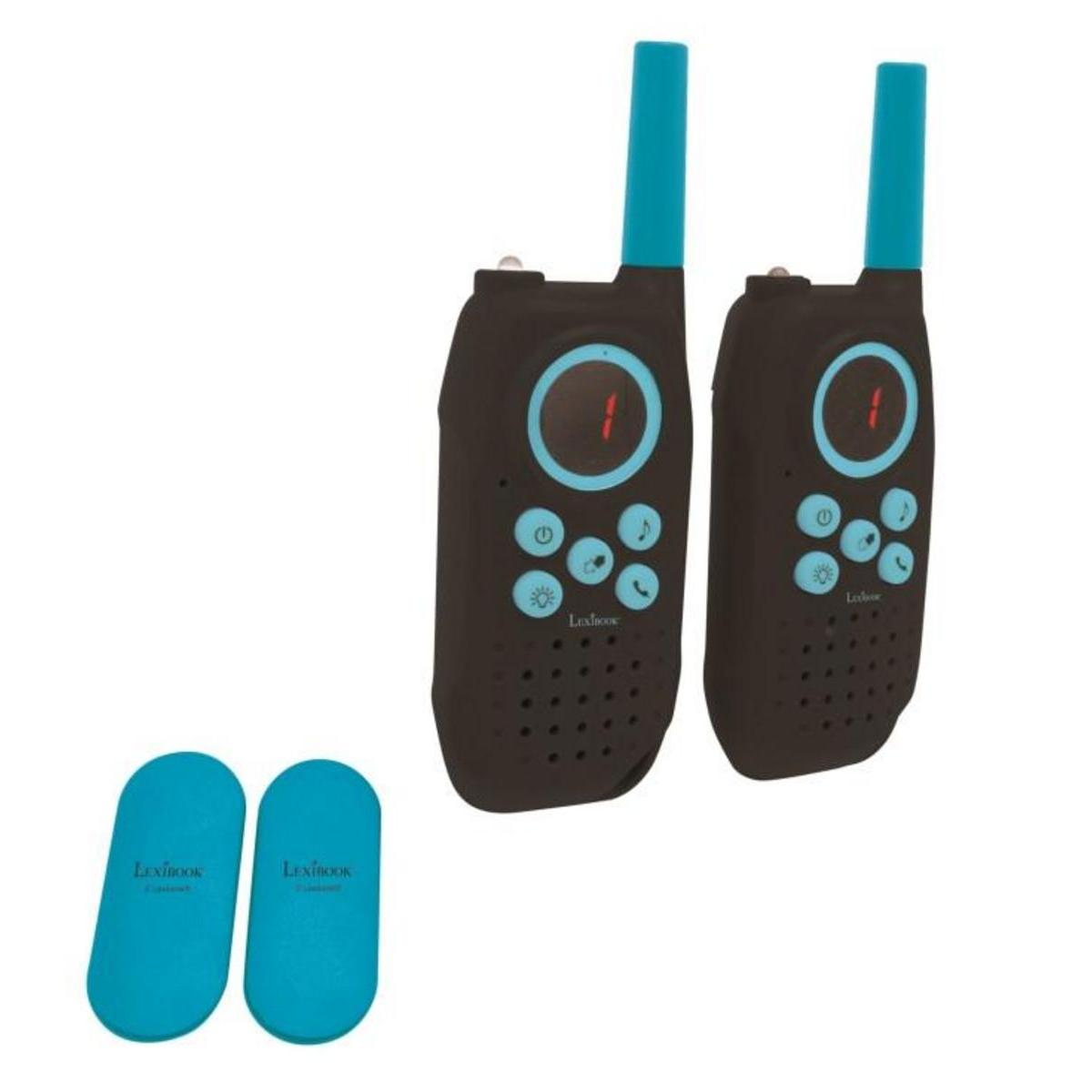 Dos walkie-talkies negros y verde azulado y dos cubiertas de batería Lexibook verde azulado sobre fondo blanco.