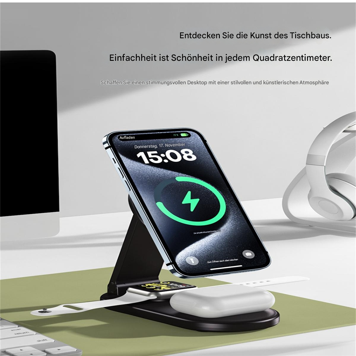 Eine Ladestation mit Telefon, Uhr und Ohrhörern, alle laden. Grünes Energiesymbol auf dem Telefon.