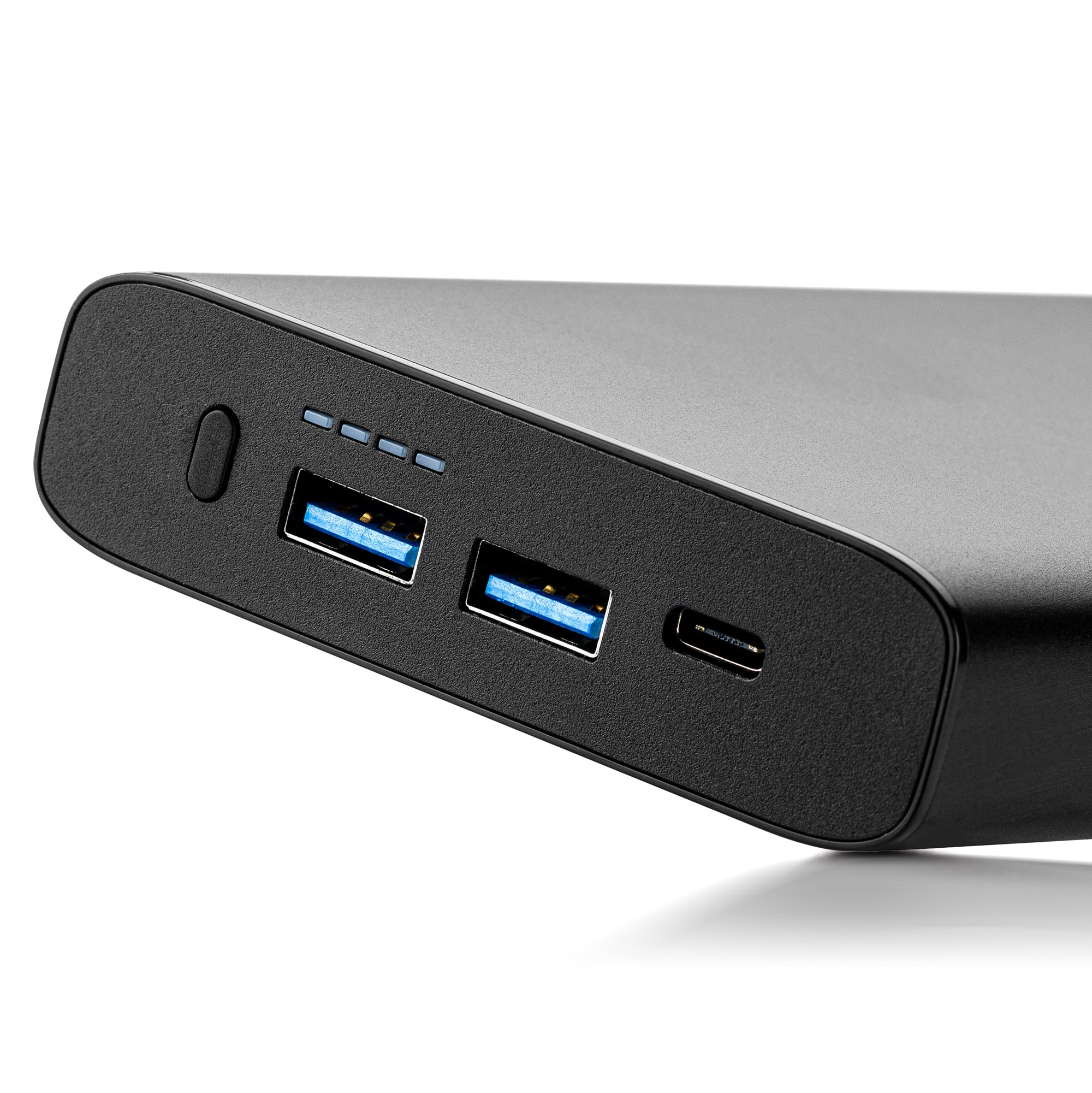 Zwarte powerbank met USB- en USB-C-poorten. Vier blauwe lampjes zijn zichtbaar.