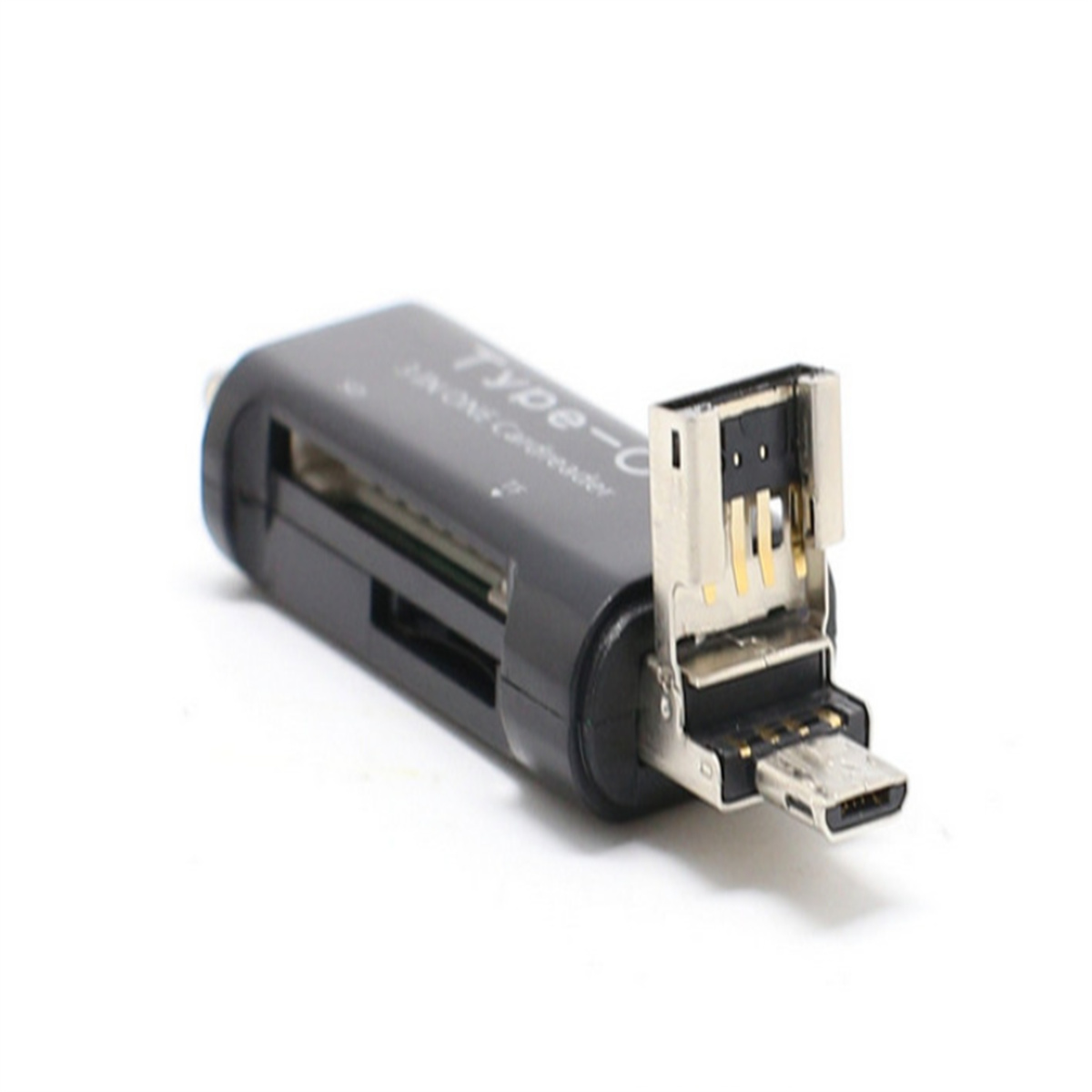 Ein schwarzer Typ-C-Kartenleser mit offenem Micro-USB-Anschluss und SD-Kartensteckplatz auf Weiß.