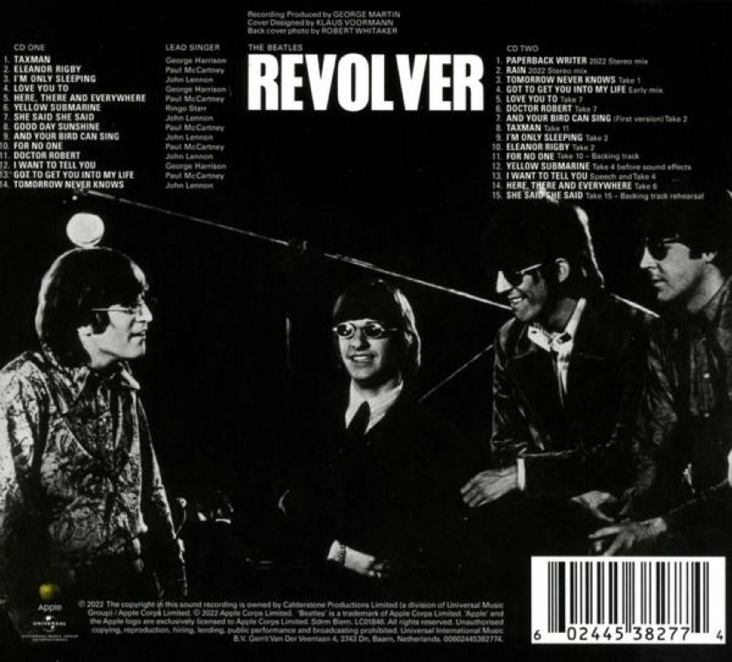 Copertina dell'album 'Revolver' dei Beatles, con tracklist e foto dei membri della band.