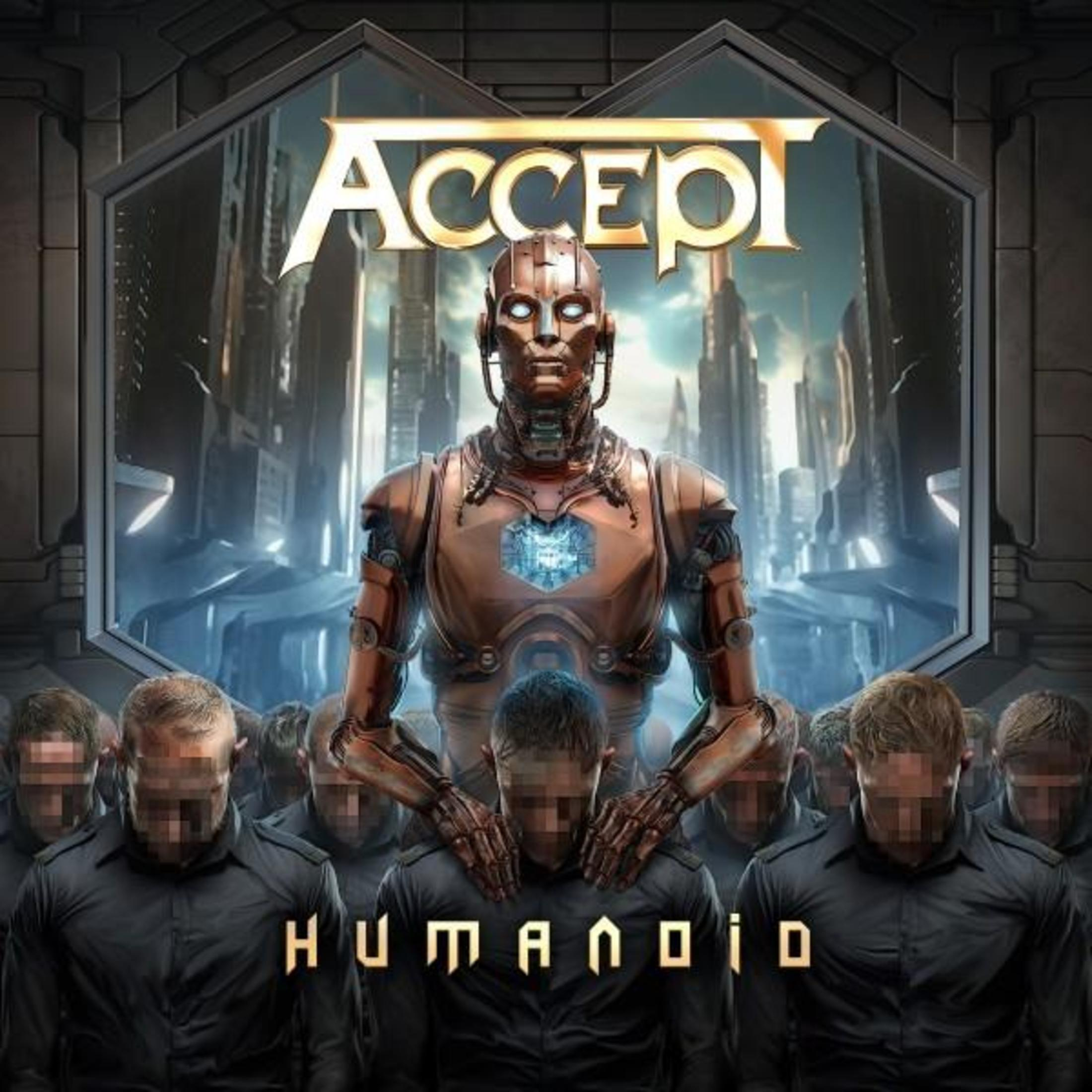 Copertina dell'album con un robot al centro, circondato da persone e un paesaggio urbano.