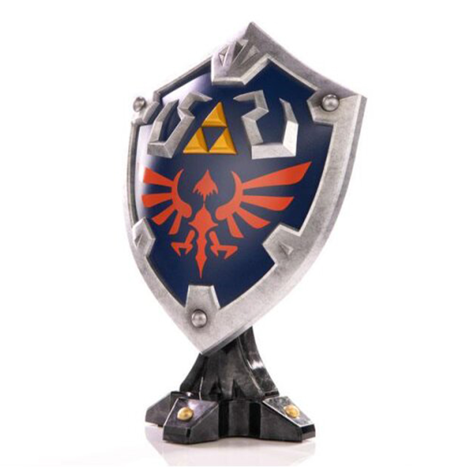 Schild aus The Legend of Zelda, aufrecht auf schwarzem Sockel, weißer Hintergrund.