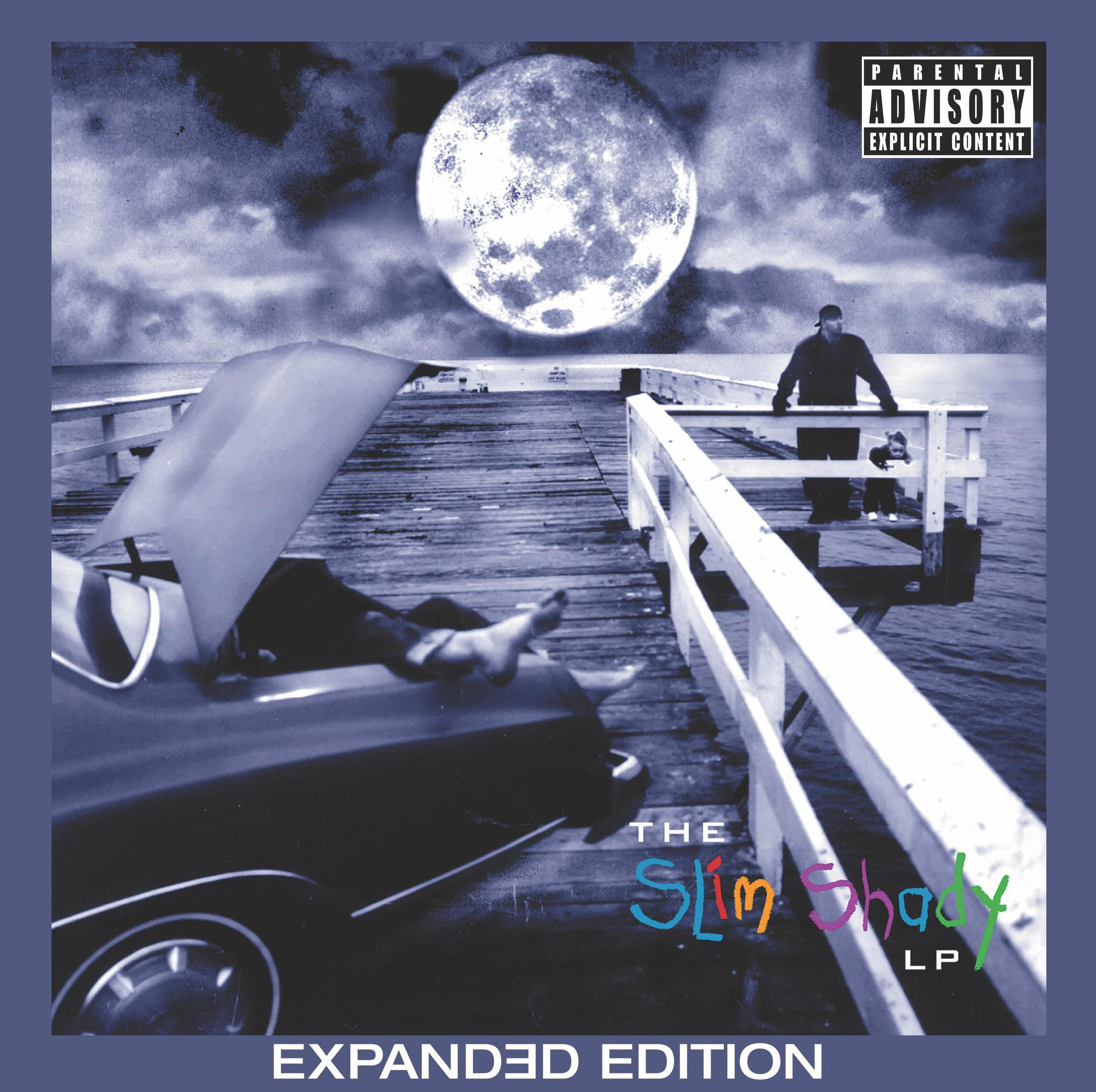 Copertina dell'album con luna piena, uomo su un molo e titolo 'The Slim Shady LP'.