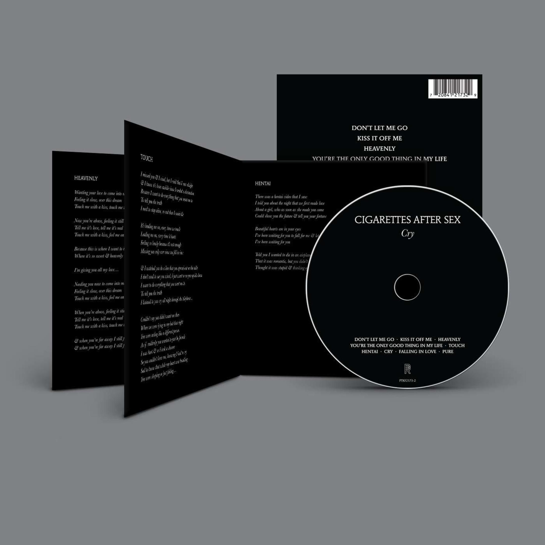 Albumhoes: een zwarte cd, songteksten en een foto van een man met tekst.