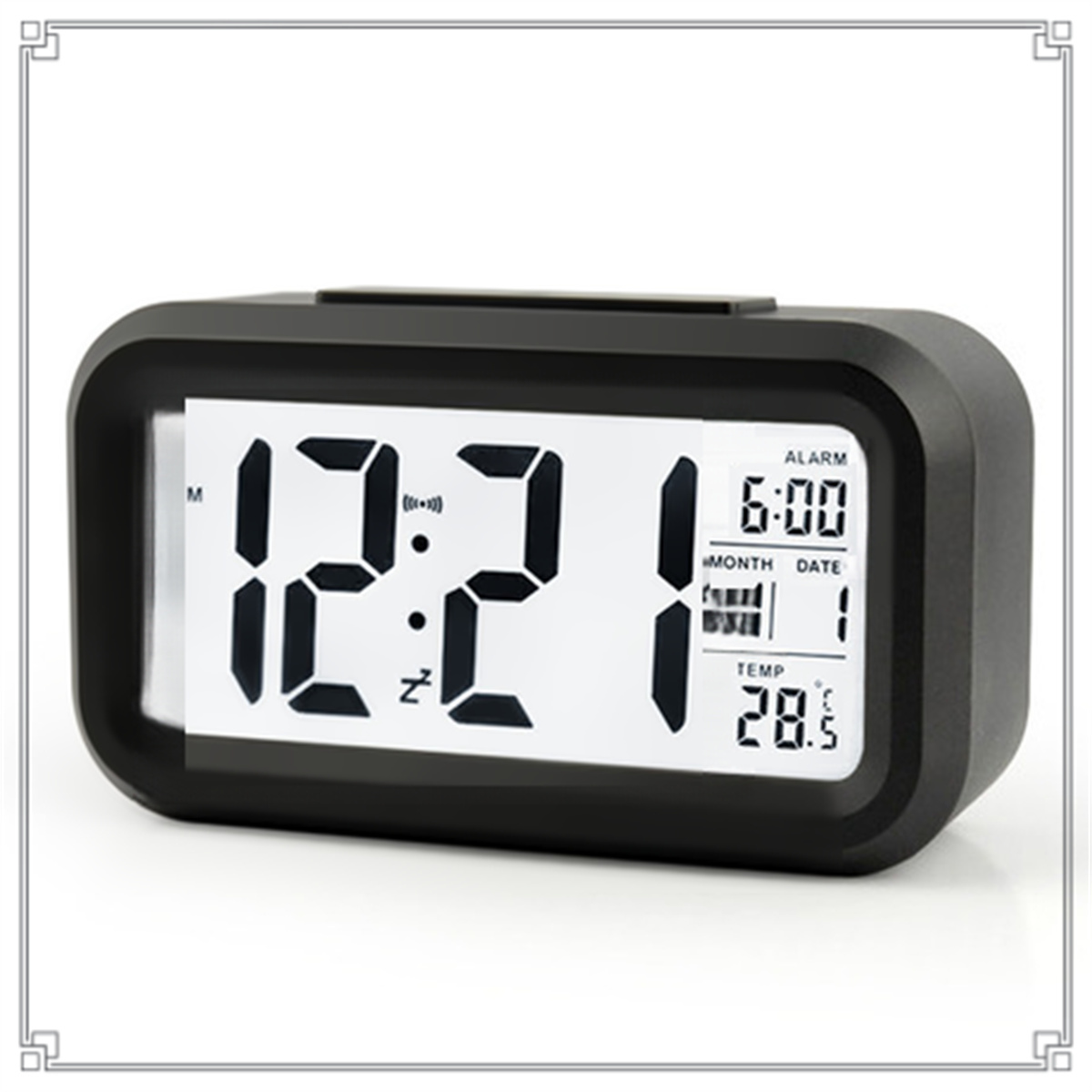 Schwarze Digitaluhr mit 12:21, Alarm um 6:00 Uhr, Datum und Temperatur.