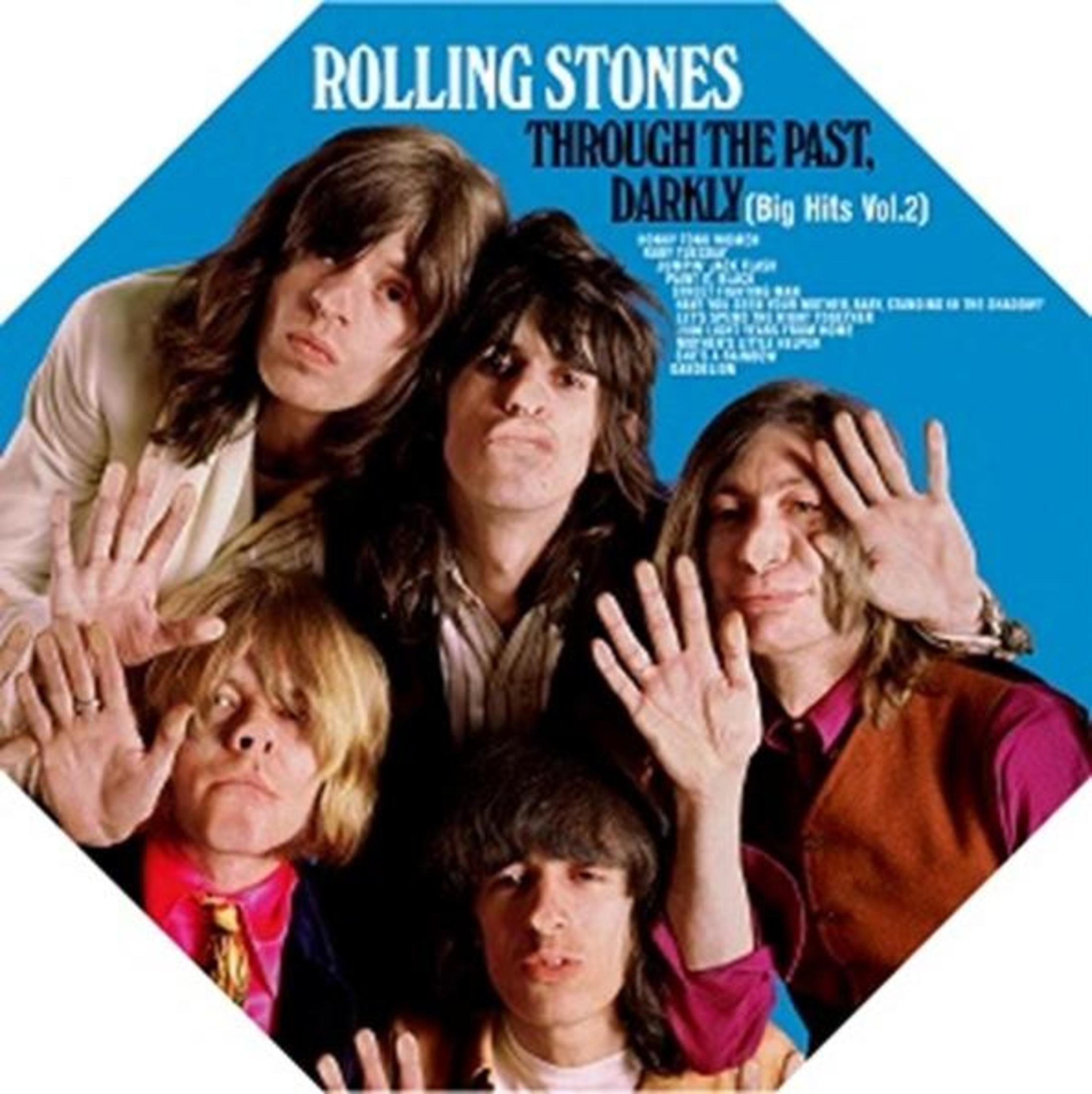 Portada del álbum: The Rolling Stones, cinco miembros de la banda, fondo azul, forma de diamante.