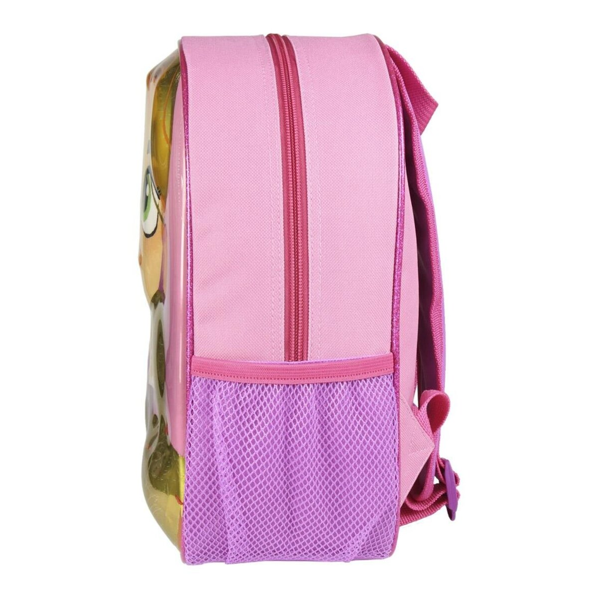 Mochila rosa con personaje de dibujos animados. Cuenta con bolsillo de malla morada y cremallera. Las correas son rosas.