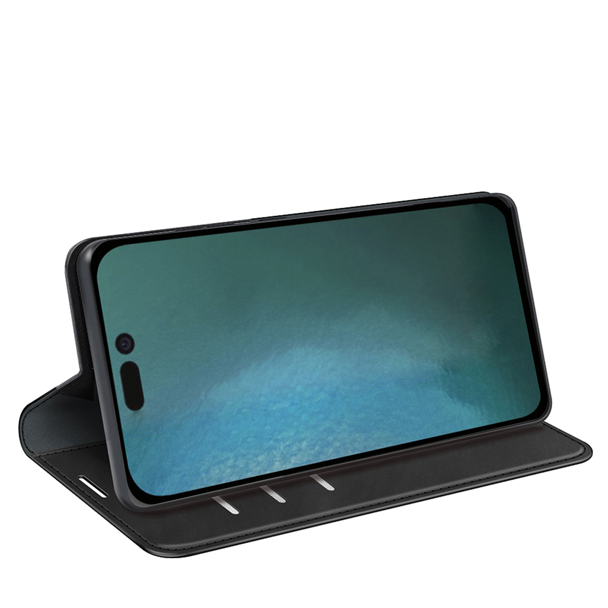 Un téléphone noir dans un étui noir est affiché sur un support.