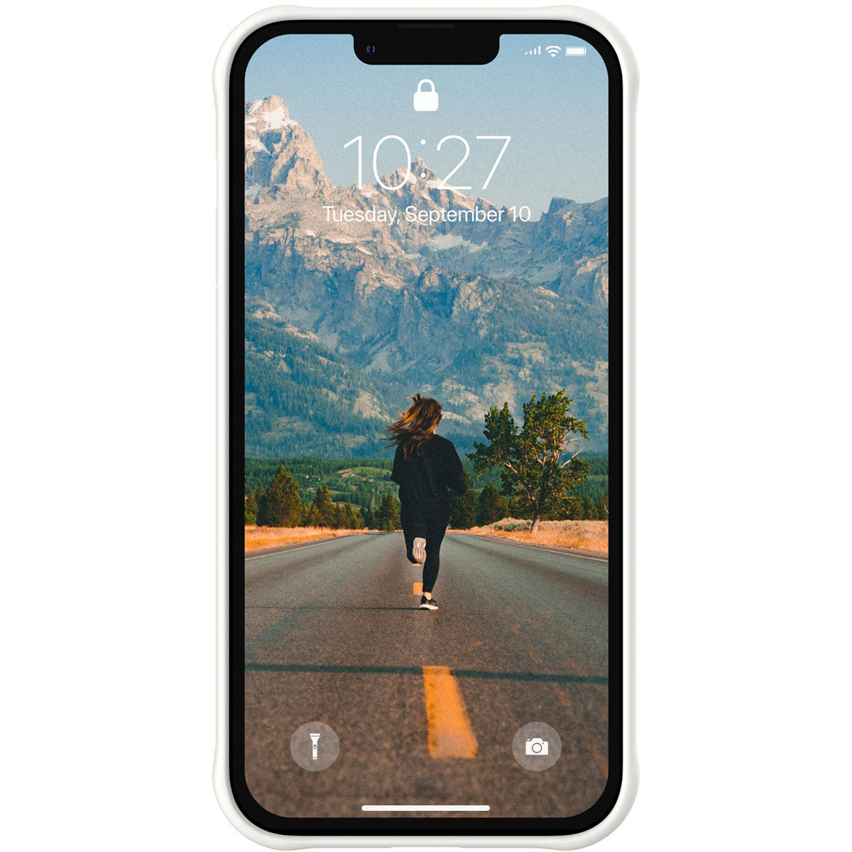 iPhone-Bildschirm mit laufender Person auf Straße, Berge und Uhrzeit.