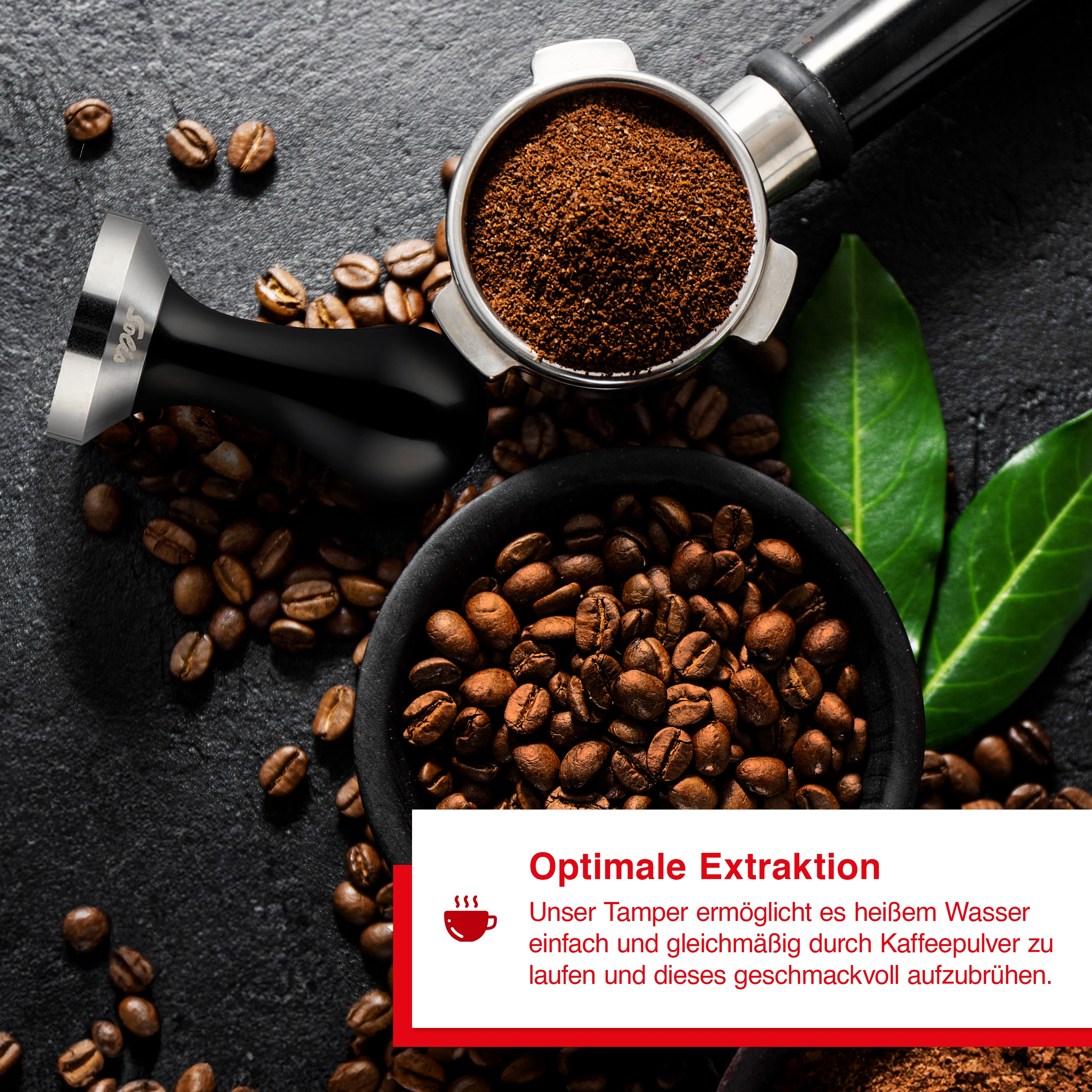 Kaffeebohnen, ein Tamper und ein Siebträger mit Kaffeesatz. Der Text lautet 'Optimale Extraktion'.