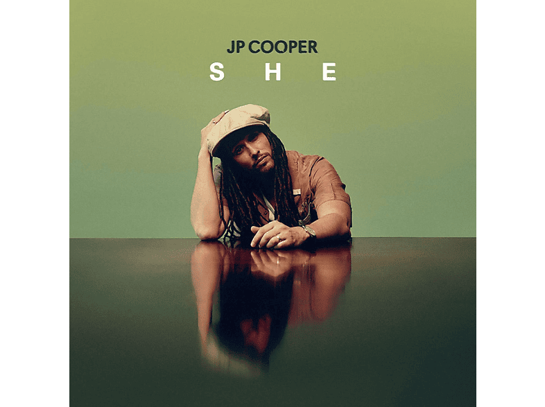 She | MediaMarkt