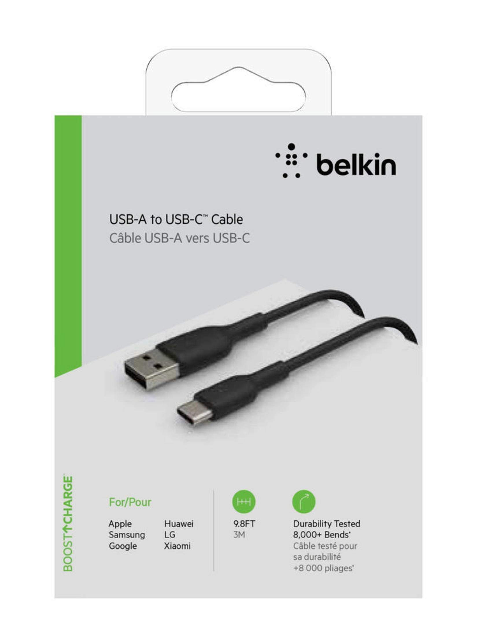 Confezione del cavo USB-A a USB-C Belkin bianca e grigia. Include il cavo e le informazioni sul prodotto.