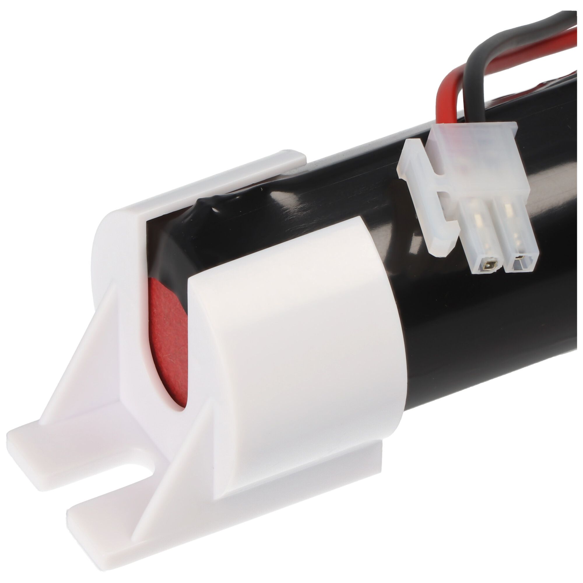 Batterie in einem weißen Halter. Die Batterie ist schwarz und rot.