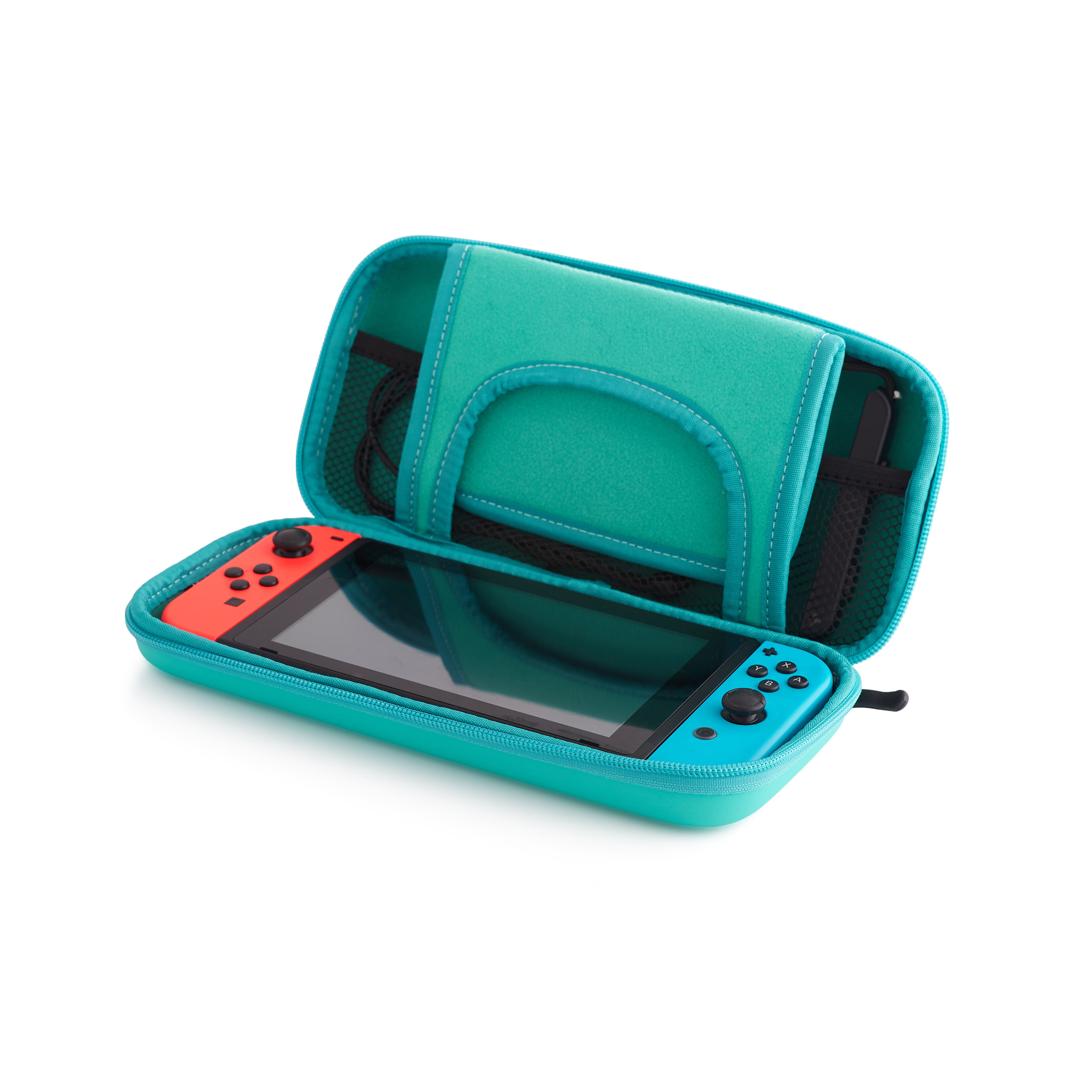 Funda de transporte Switch turquesa con una consola Switch roja y azul dentro, abierta.