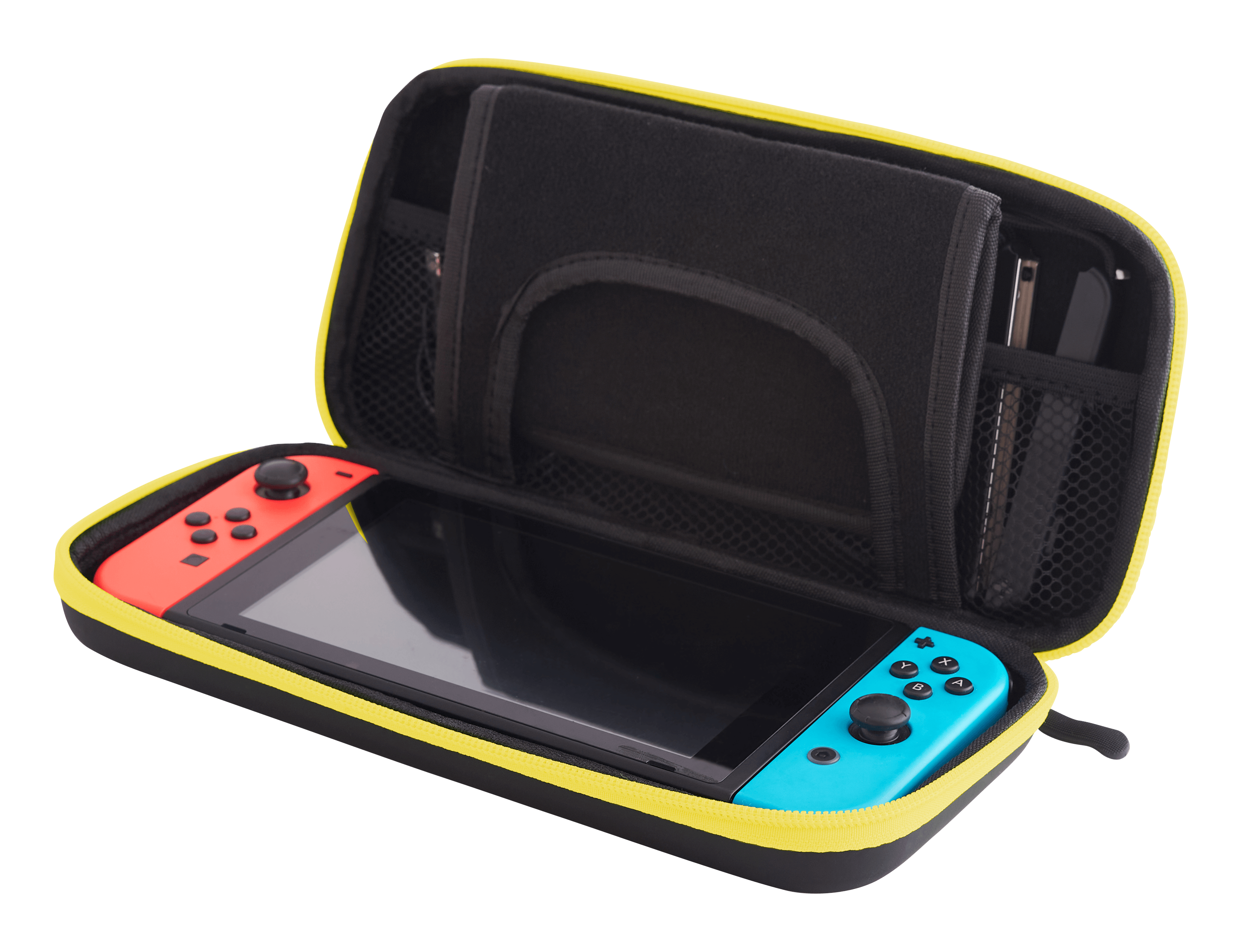 Funda de transporte Switch negra y amarilla con una consola Switch dentro. Fondo negro.