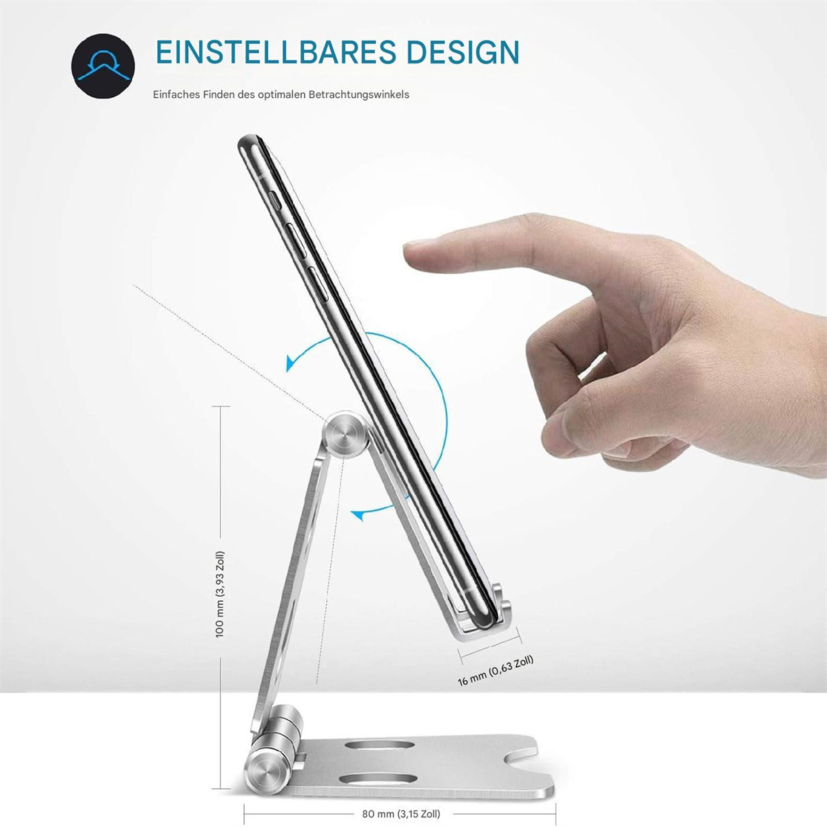 Ein silberner Tablet-Ständer, der ein Tablet stützt, mit einer Hand, die den Winkel einstellt. Abmessungen werden angezeigt.