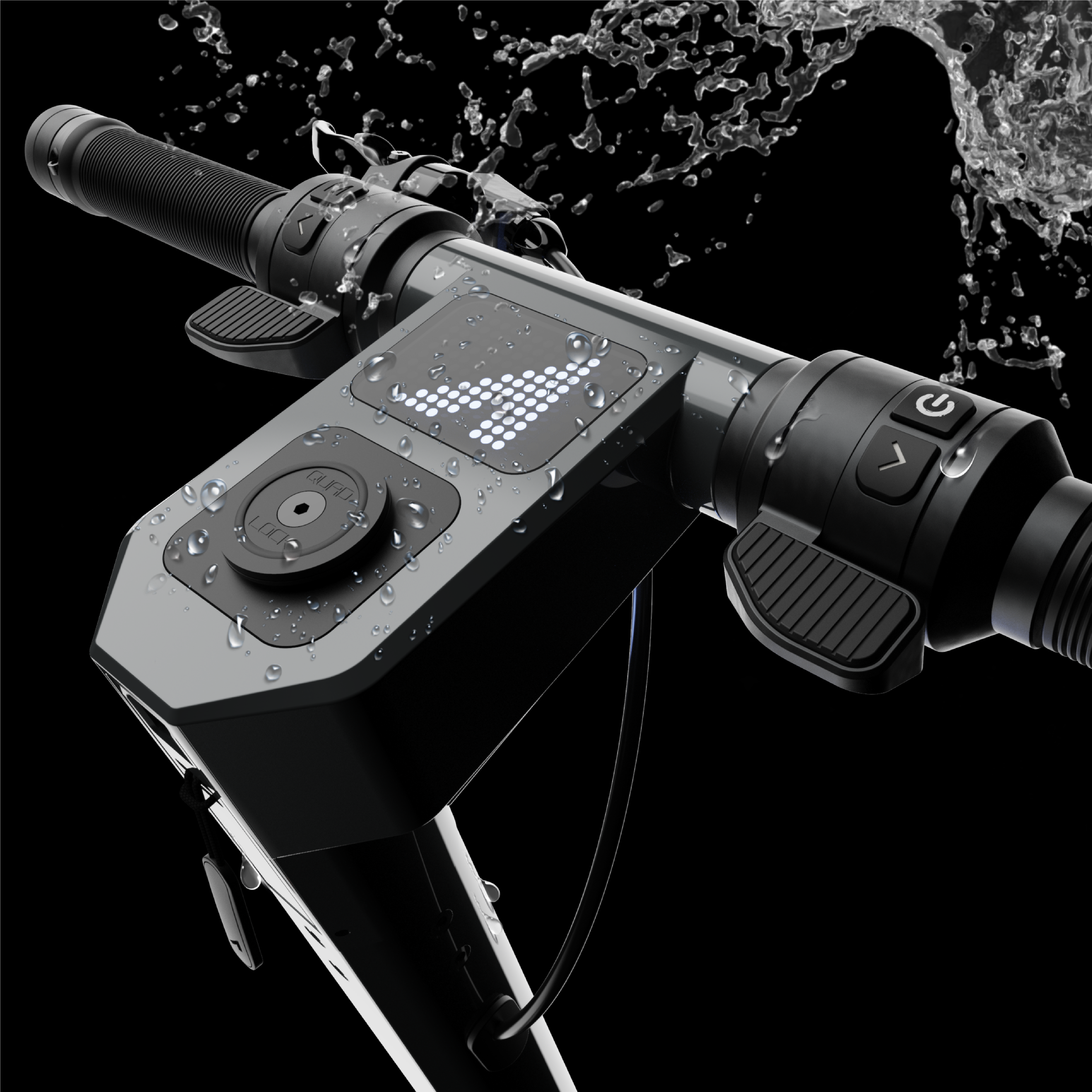 Nahaufnahme eines Rollerlenkers mit Wassertropfen. Knöpfe und Digitalanzeige sind sichtbar.