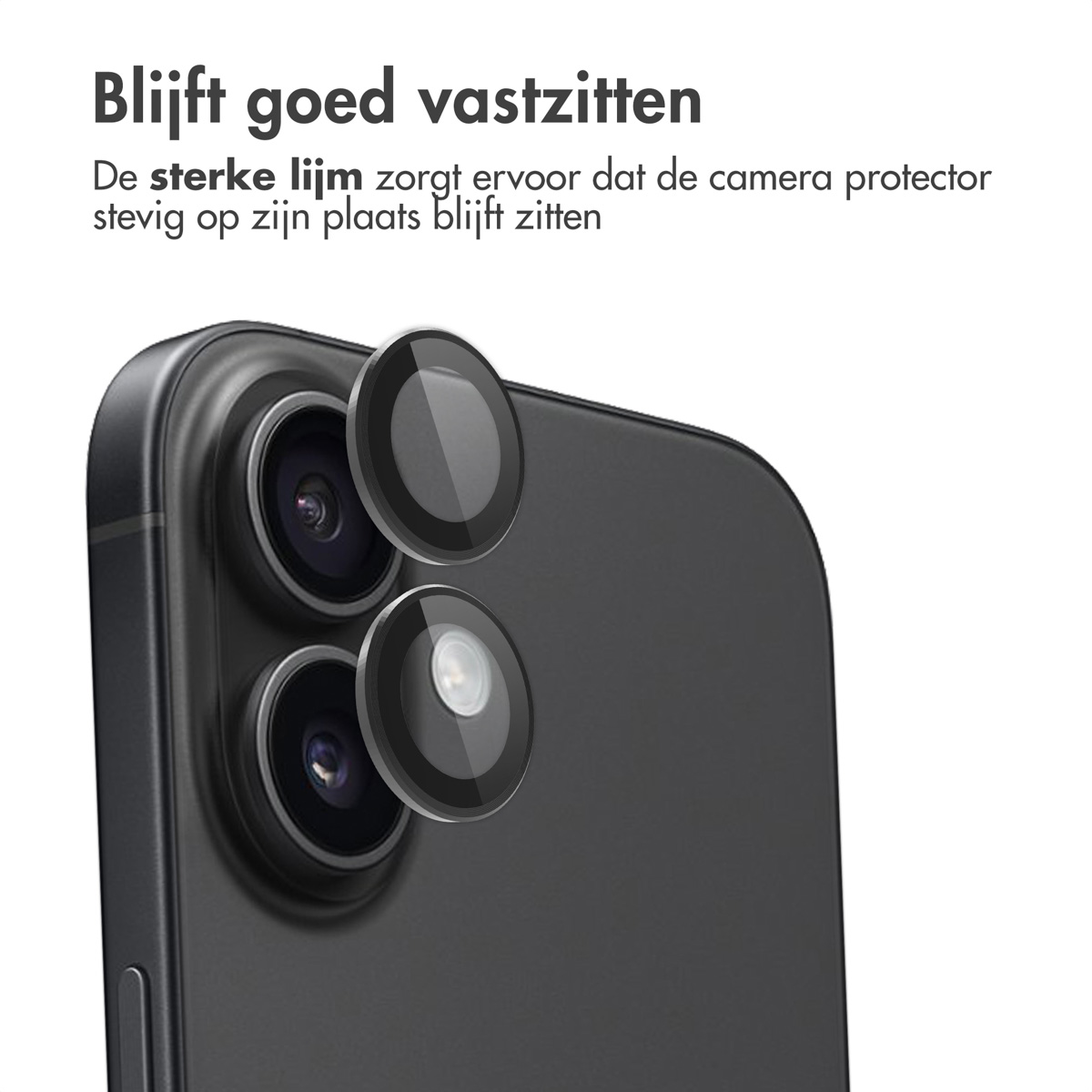 Zwarte telefoon met lensbeschermers bevestigd. Close-up van de cameralenzen.