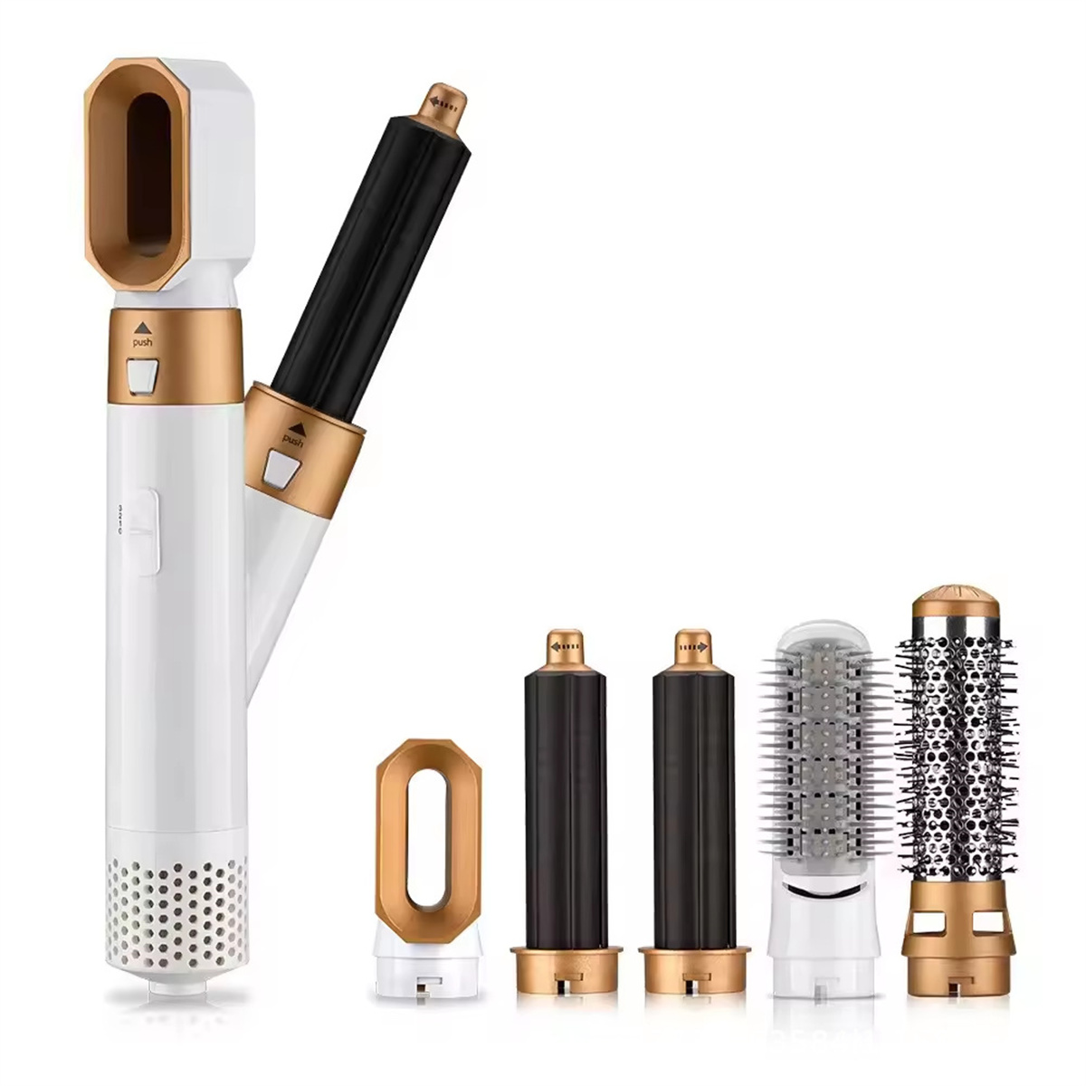Weißer und goldfarbener Haarstyler mit Aufsätzen. Enthält Locken-, Glätt- und Trocknungszubehör. Isoliert auf Weiß.