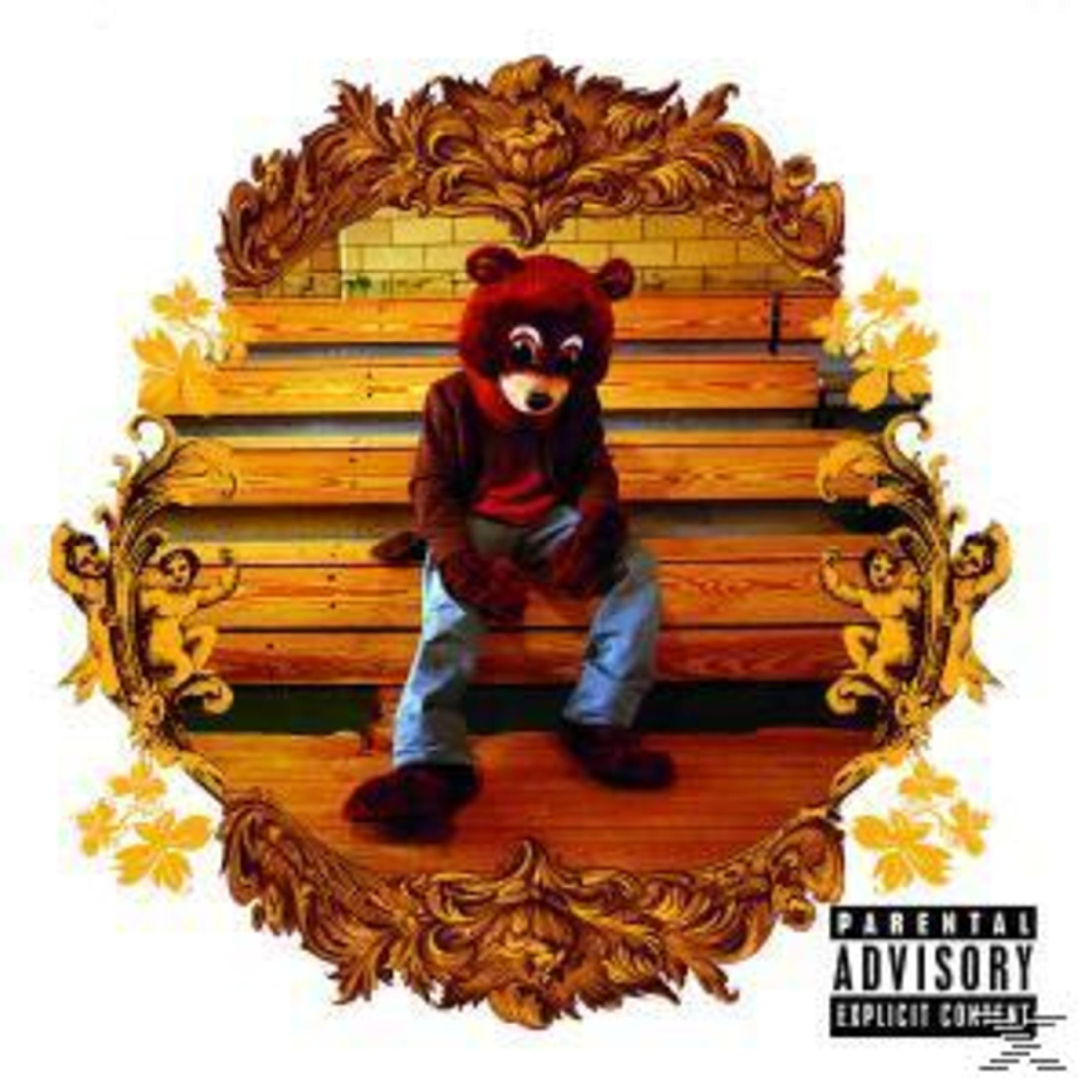 Copertina dell'album con un uomo in costume da orso. È seduto in una cornice dorata.