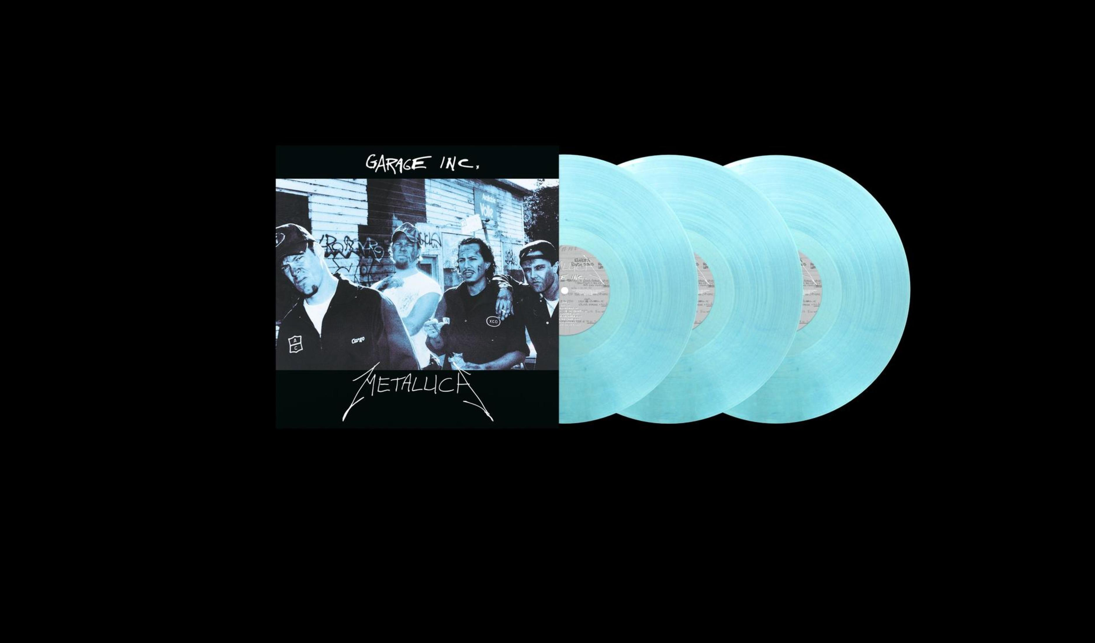 Copertina dell'album con un gruppo di uomini, dischi in vinile a destra. Testo: Metallica, Garage Inc.