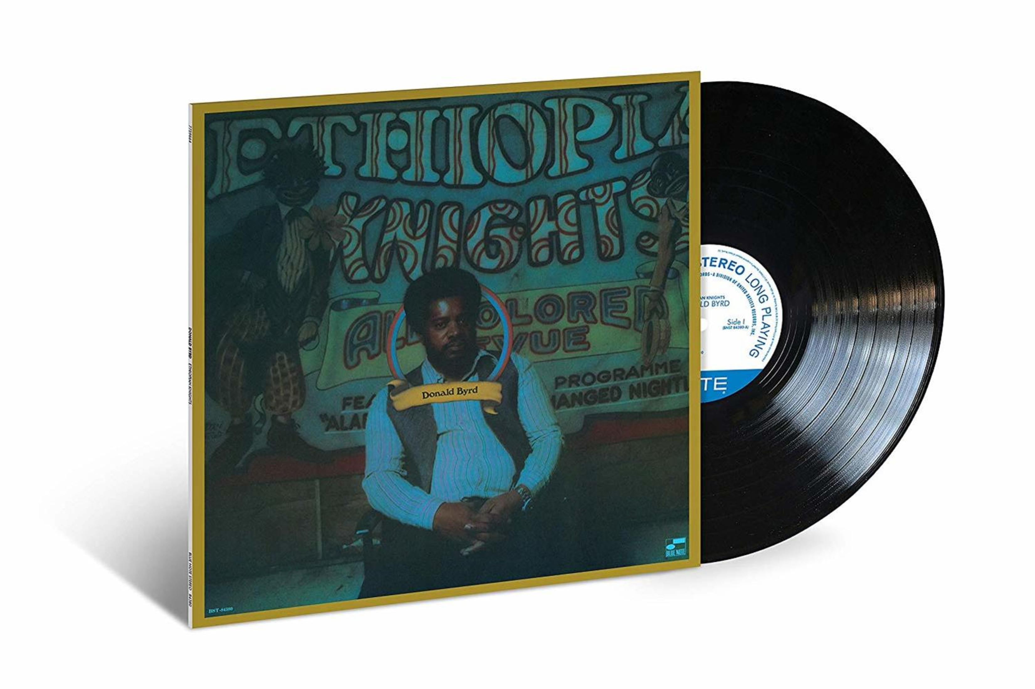 Pochette de l'album de Donald Byrd. Un homme en chemise bleue, avec un disque noir et le titre de l'album sur la pochette.