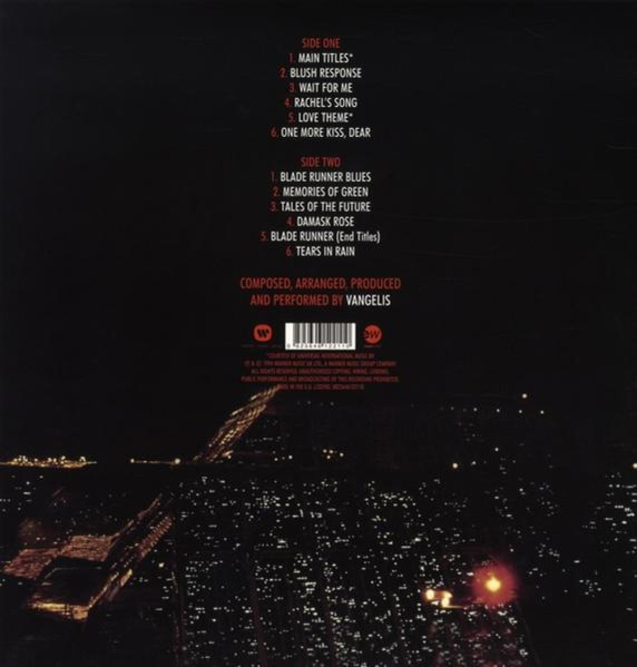 Retro della copertina dell'album Blade Runner. Elenco delle tracce con un paesaggio urbano notturno.