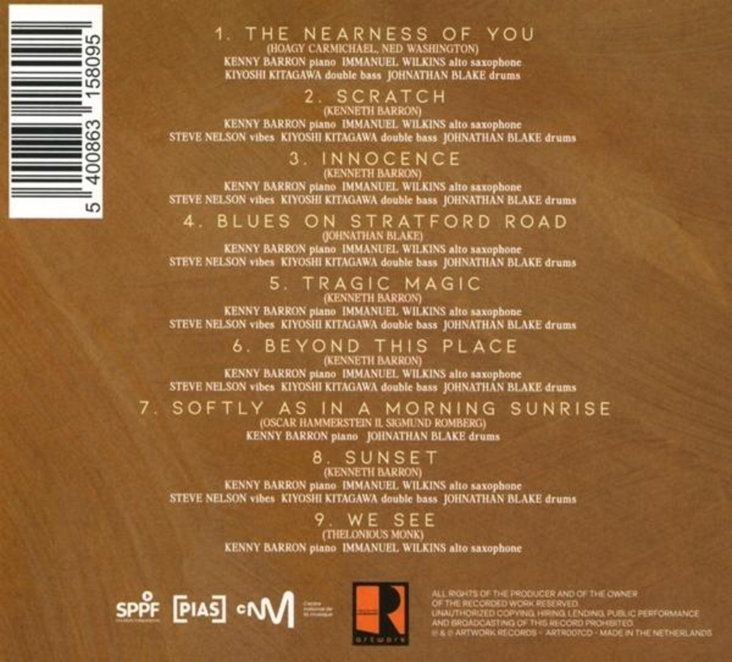 Retro copertina dell'album con tracklist. I titoli includono 'The Nearness of You' e 'Scratch'. Sono elencati i nomi dei musicisti.