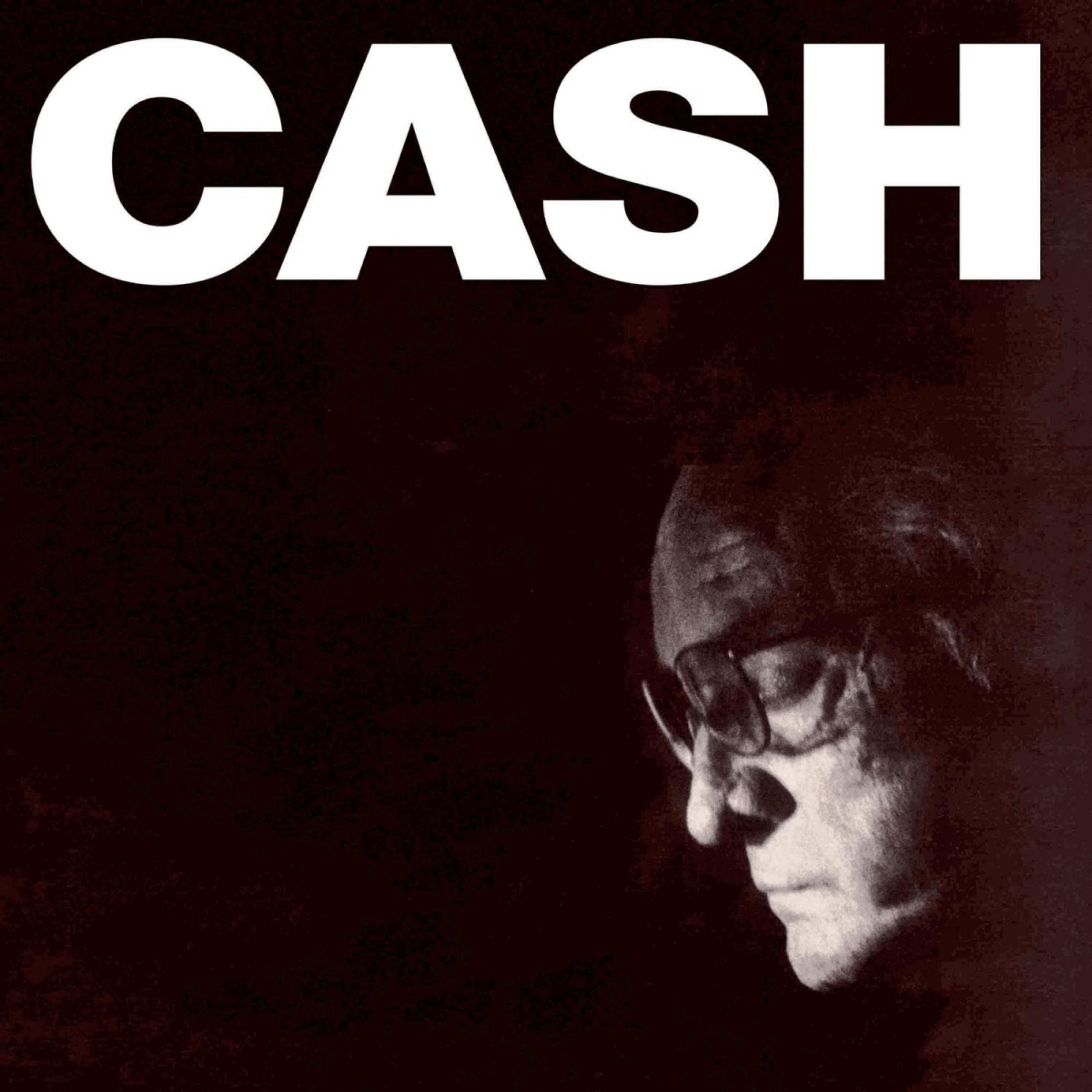 Copertina dell'album: Un primo piano del volto di Johnny Cash con la parola CASH.