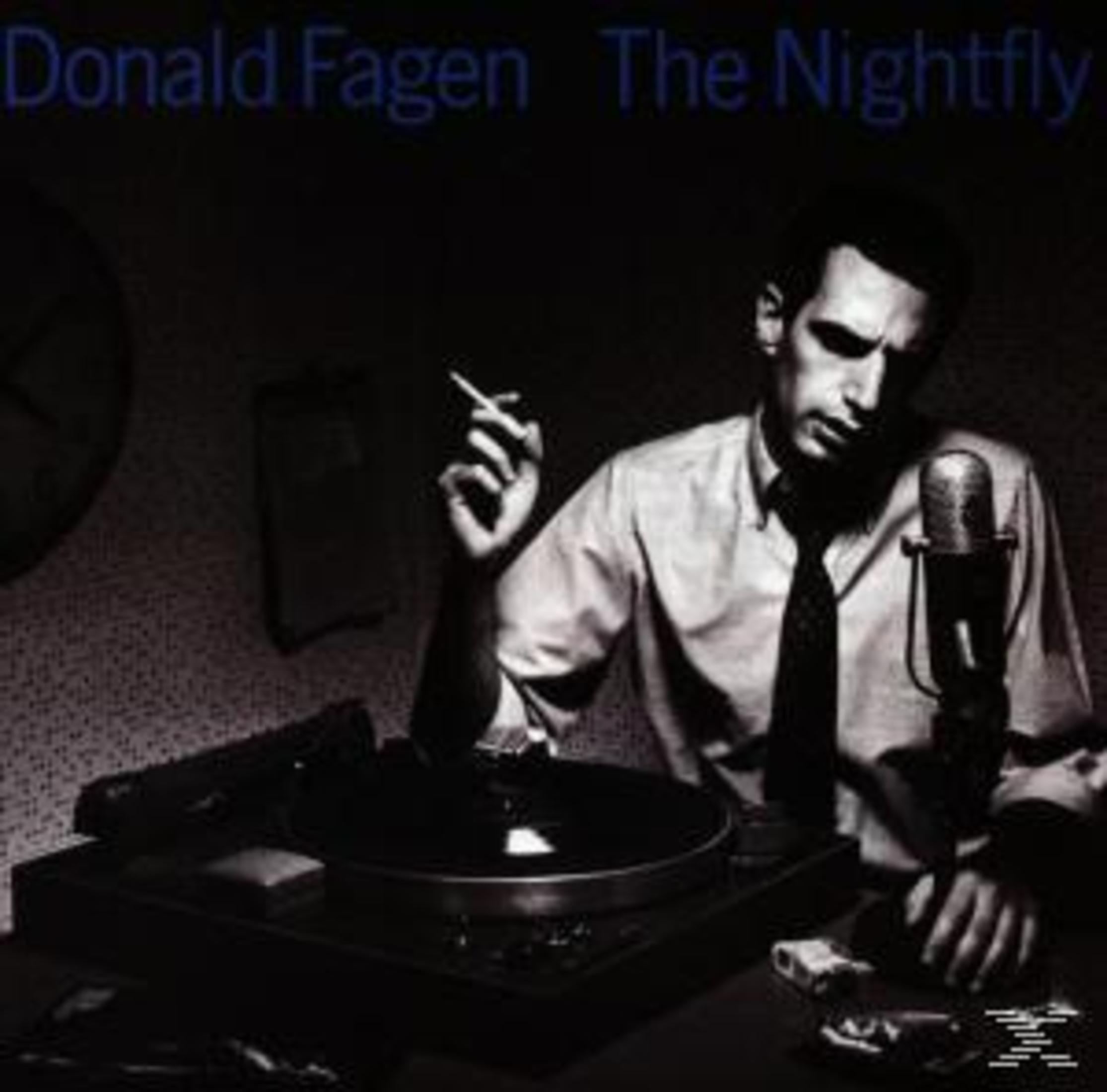 Copertina dell'album di Donald Fagen. Uomo in giacca e cravatta che fuma, un microfono e un giradischi presenti.