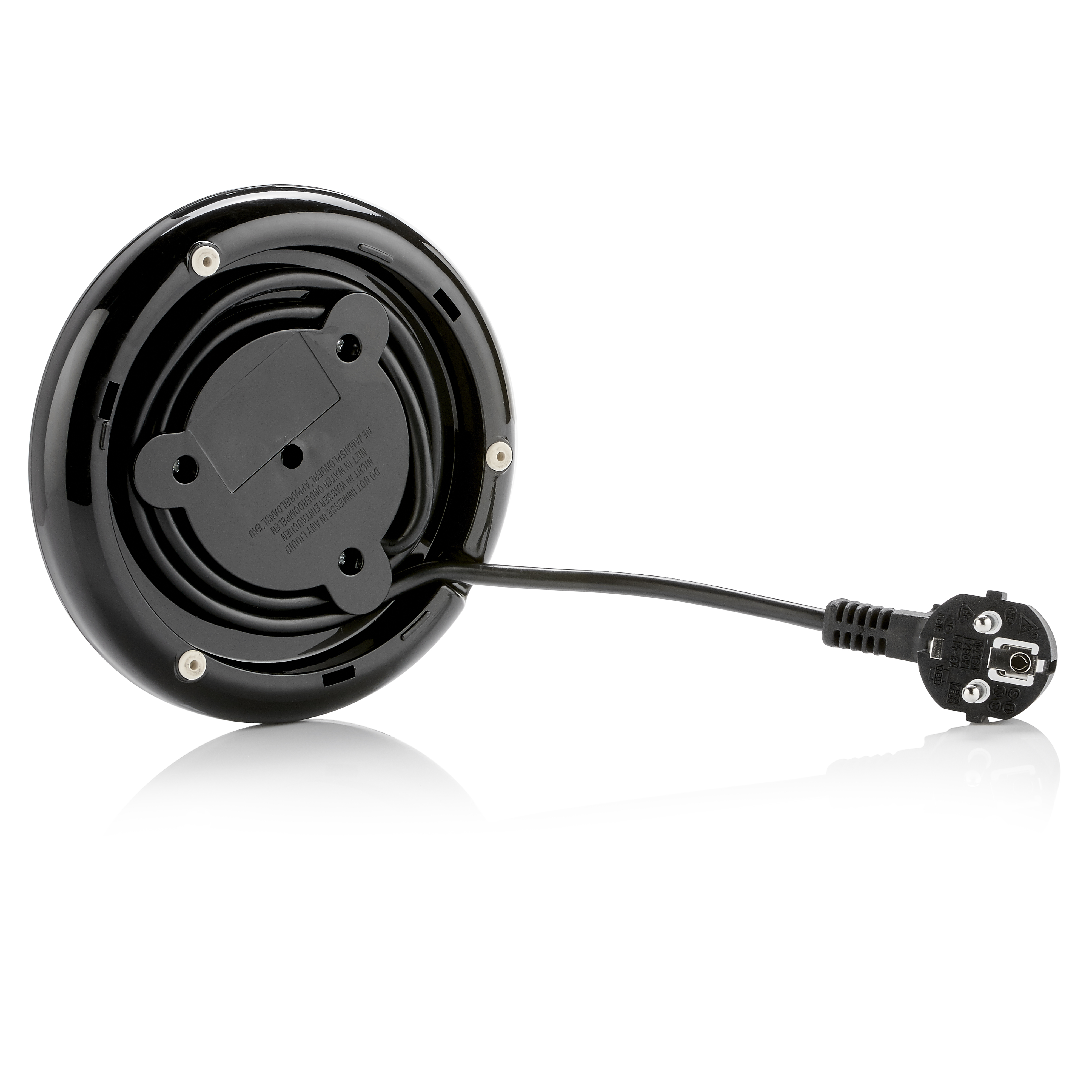 Base de hervidor eléctrico negro con cable de alimentación y enchufe. Fondo blanco.