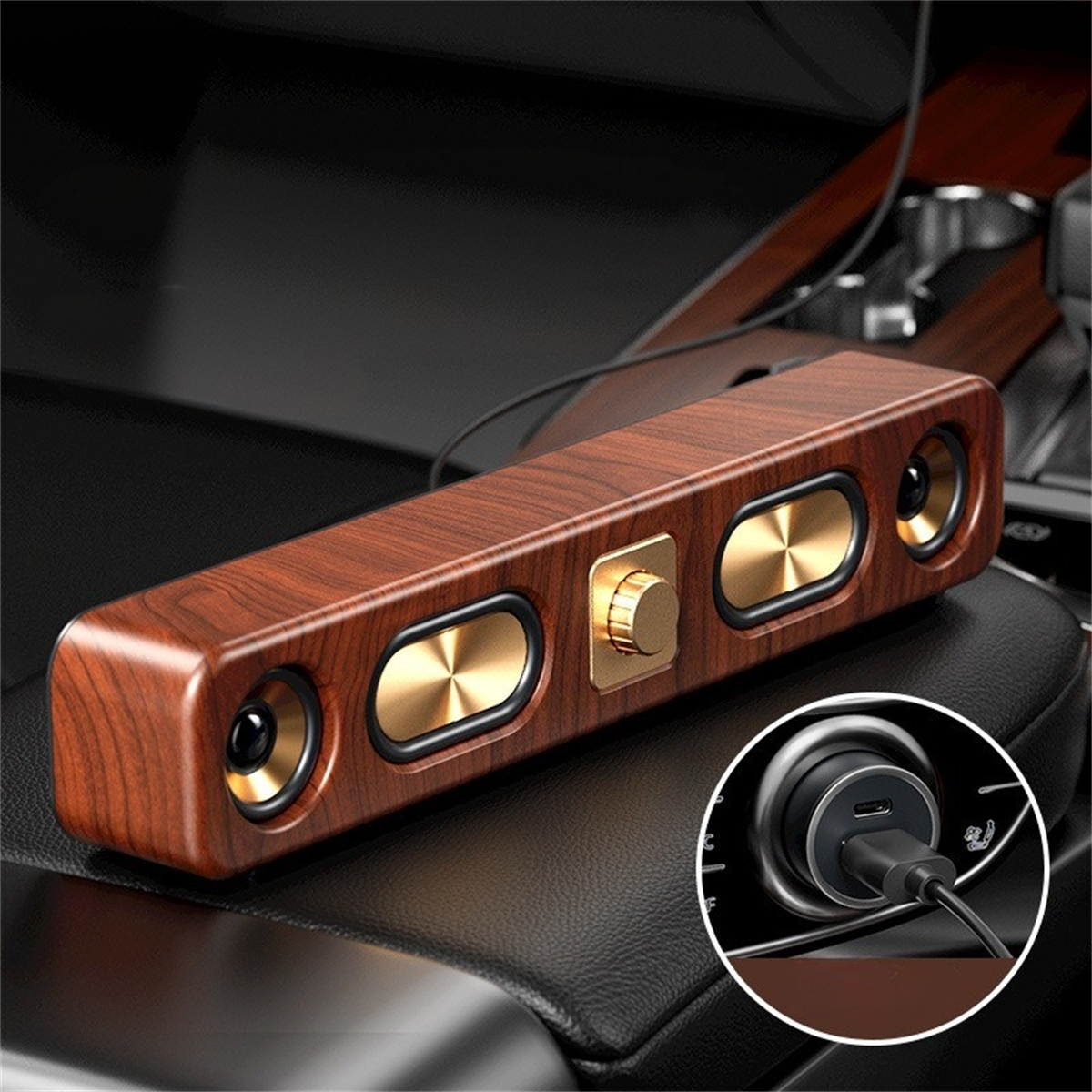 Lautsprecher für Auto aus Holz mit goldenen Akzenten und Drehknopf. USB-Ladeanschluss.