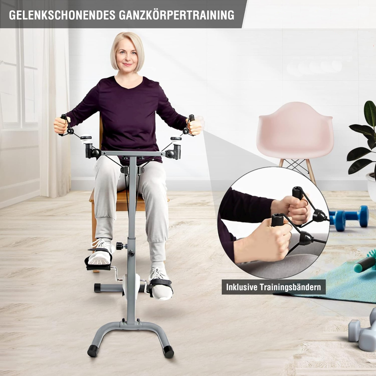 Eine Frau benutzt ein sitzendes Trainingsgerät mit Hanteln und anderen Fitnessgeräten im Hintergrund.