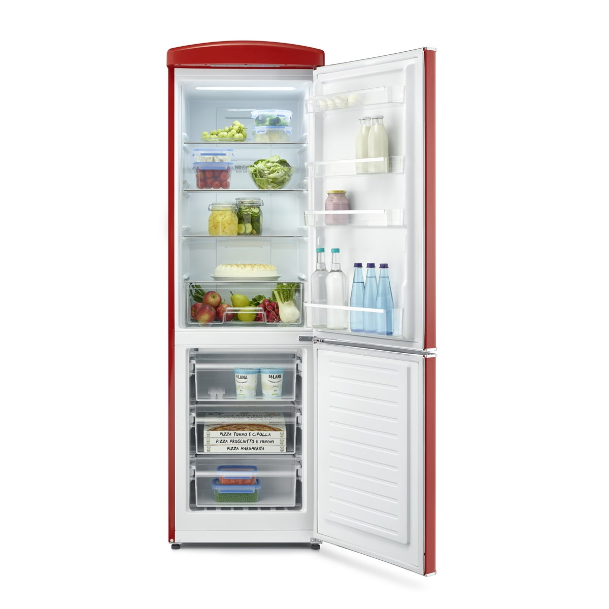 Czerwona lodówka Smeg, otwarta. W środku widoczne owoce, warzywa i inne produkty spożywcze.