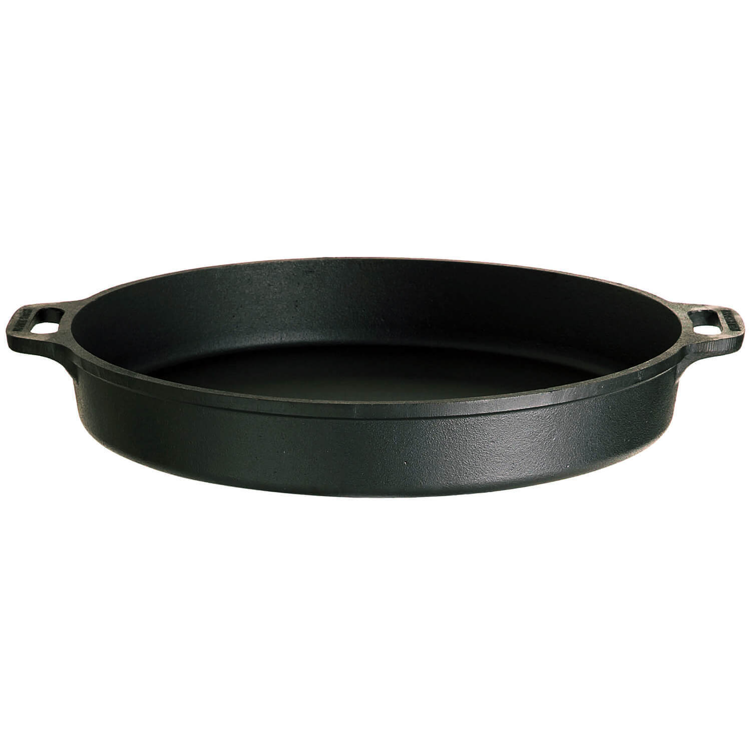 Schwarze, ovale Gusseisenpfanne mit Griffen. Leer, auf weißer Oberfläche.