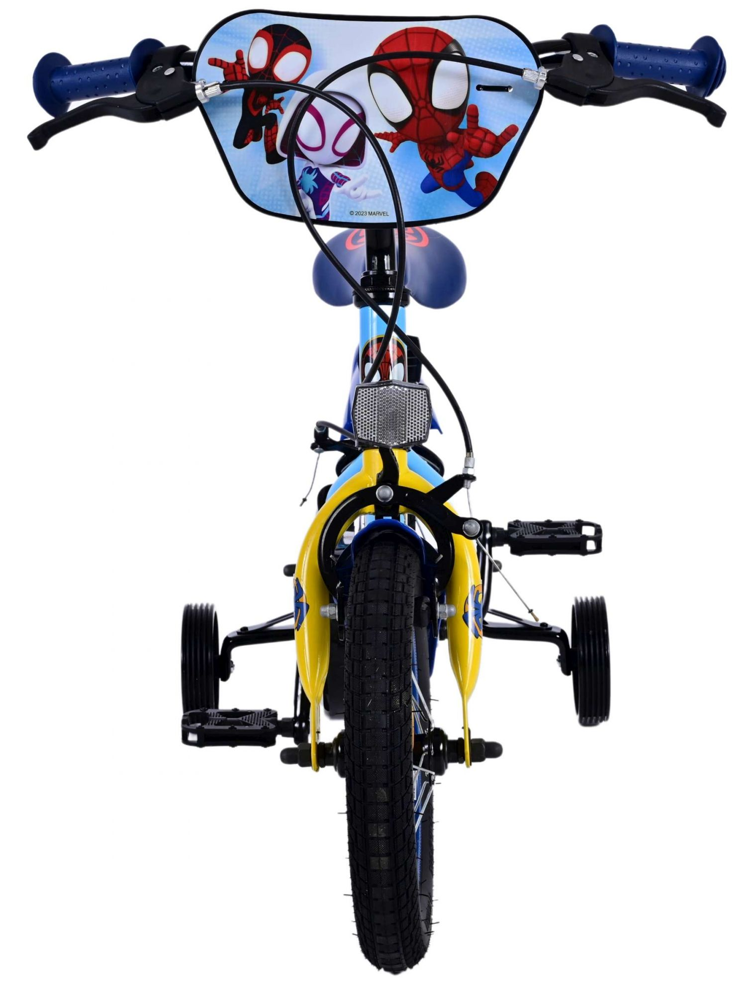 Ein blau-gelbes Spider-Man-Kinderfahrrad, von vorne gezeigt. Es hat Stützräder.
