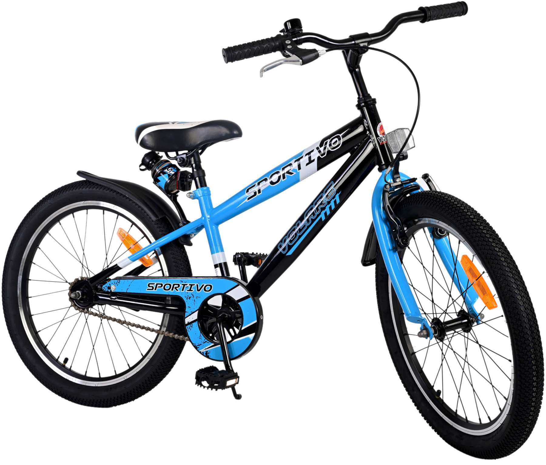 Schwarz-blaues Sportivo-Fahrrad. Schwarze Reifen, blauer Rahmen und schwarzer Lenker. Weißer Hintergrund.