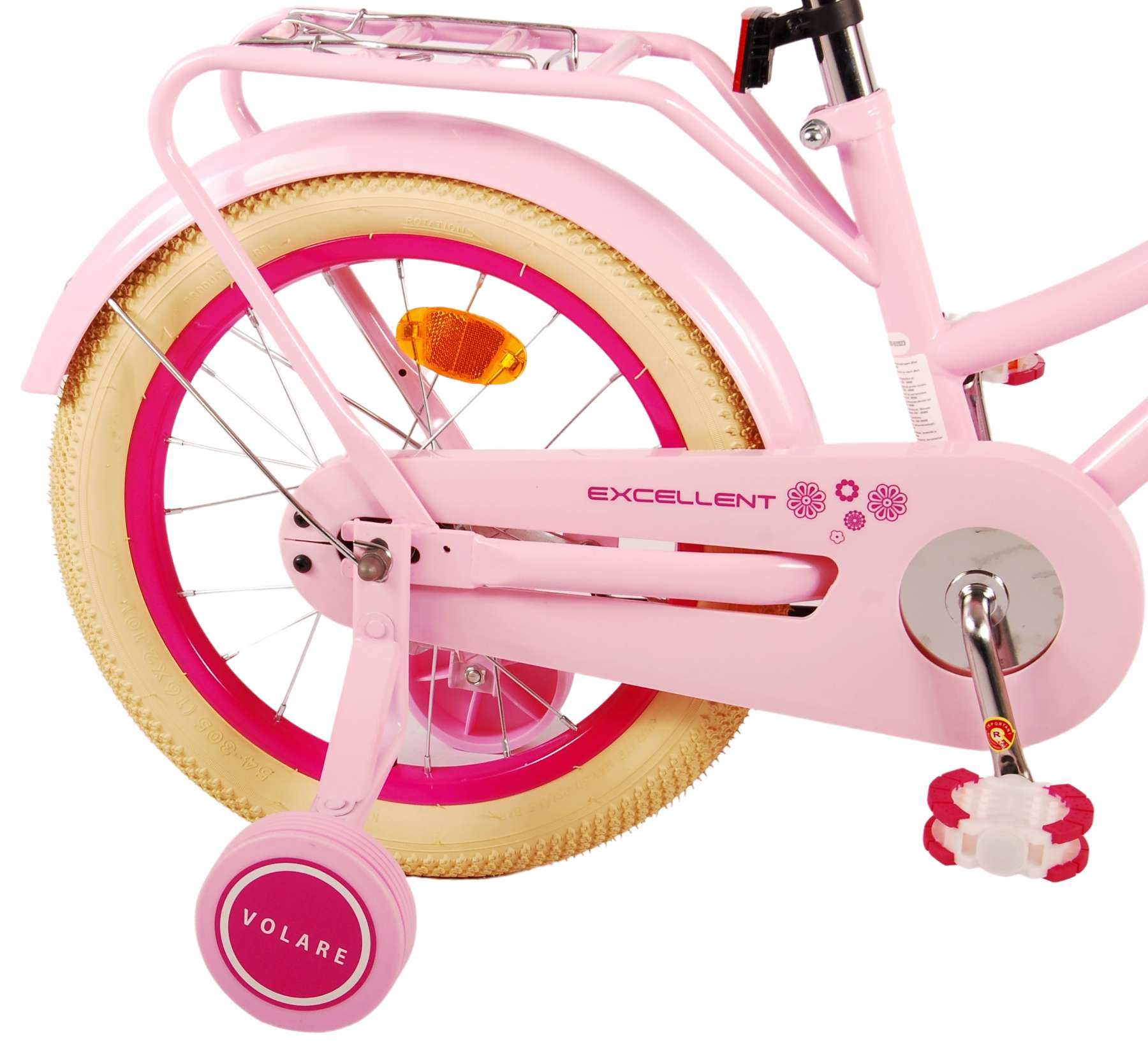 Ein rosa Fahrrad mit Stützrädern, einem Korb und einem rosa-cremefarbenen Reifen.