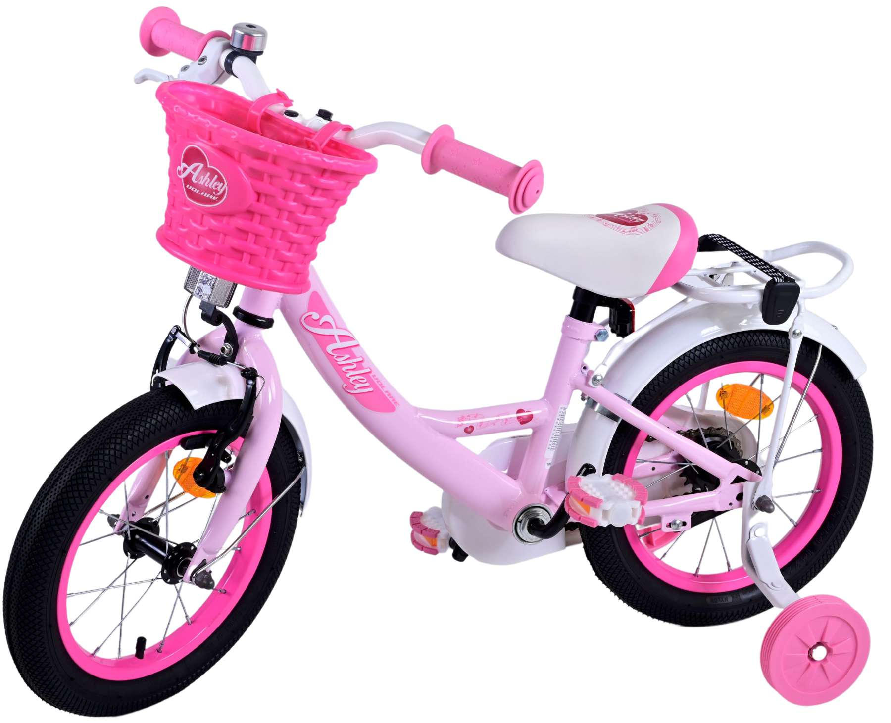 Ein rosa Fahrrad. Es hat einen Korb, Stützräder und einen weißen Sattel.